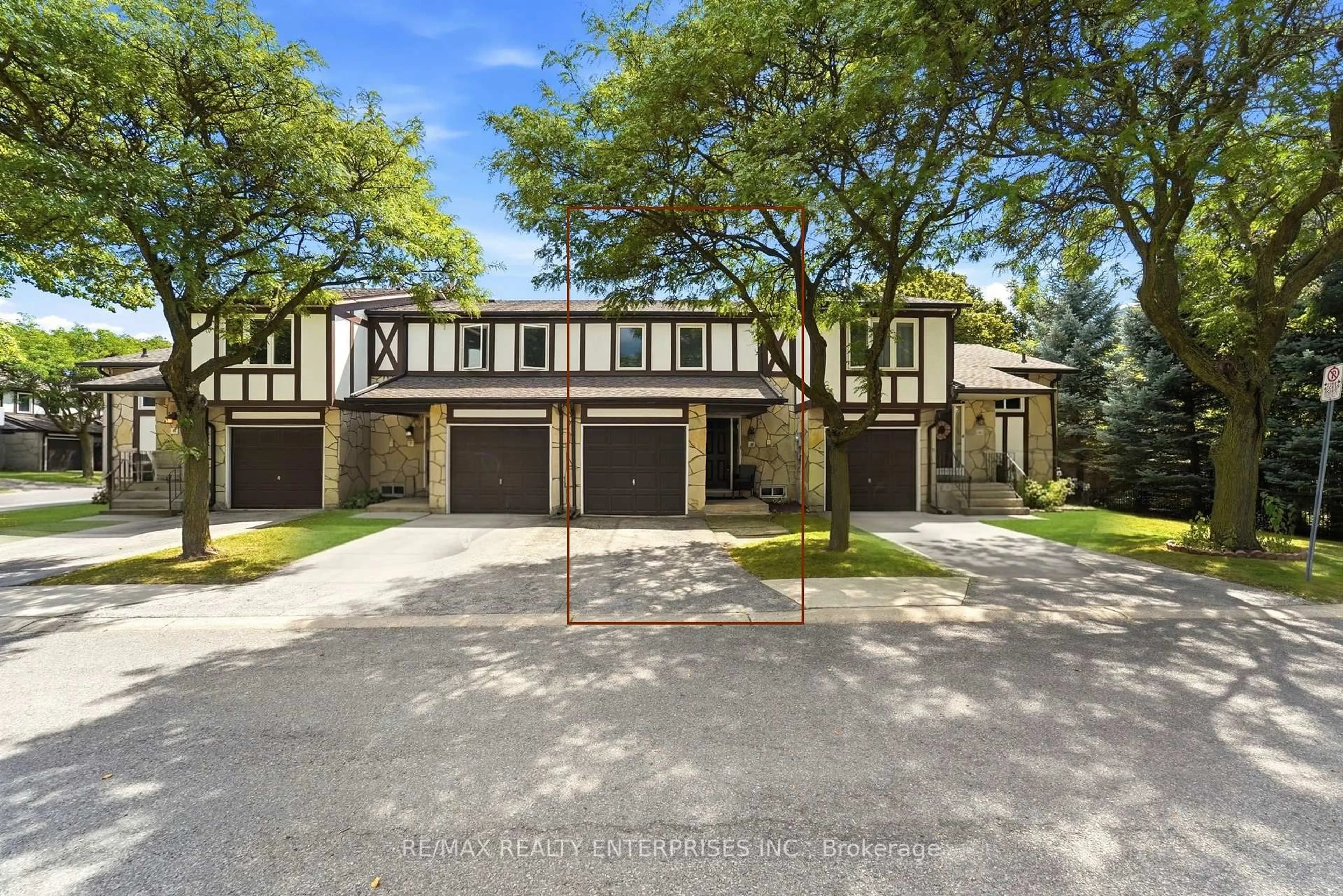 Unknown for 2200 Glenwood School Dr #35, Burlington Ontario L7R 4H7