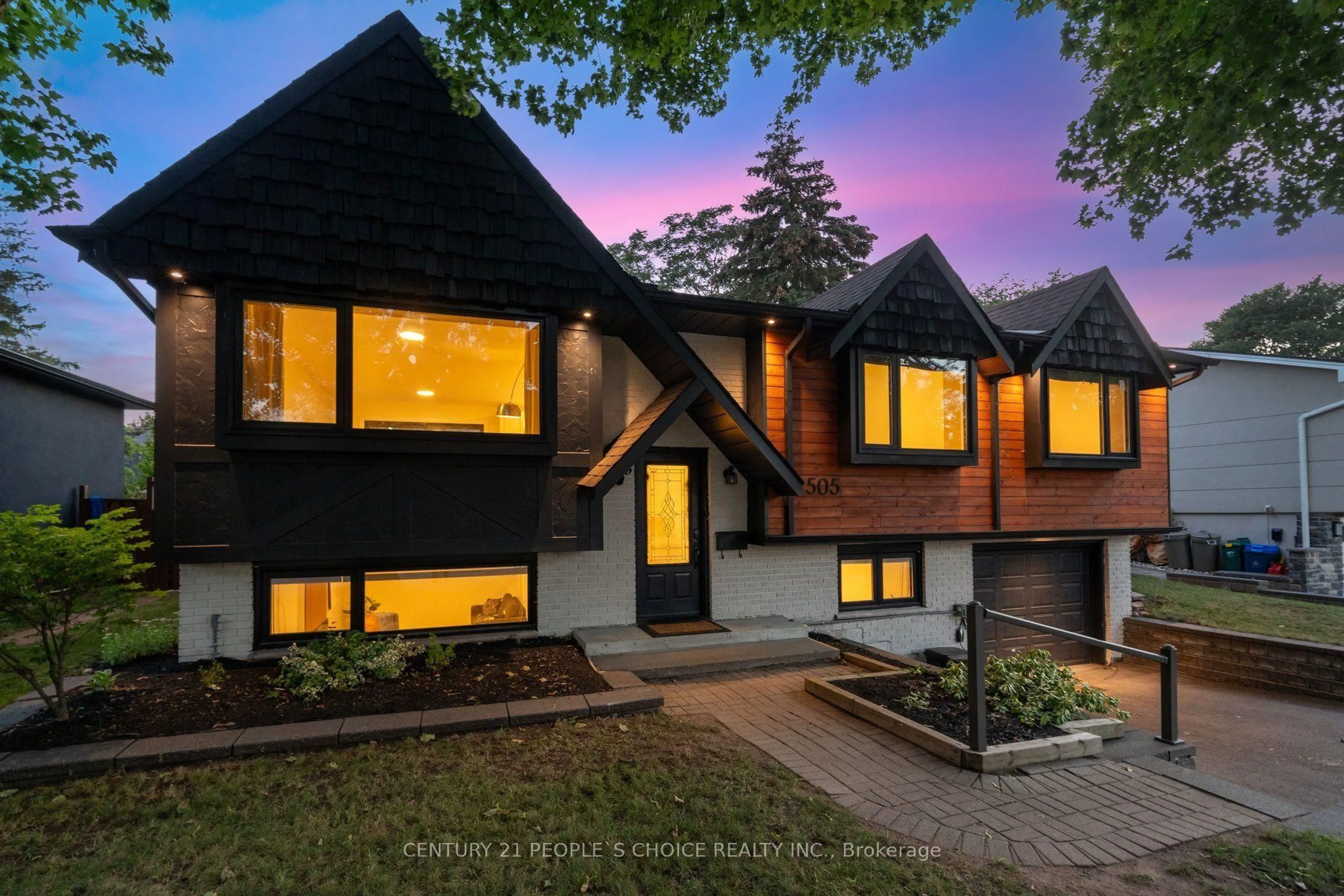 Home with brick exterior material, street for 2505 Yarmouth Cres, Oakville Ontario L6L 2M9