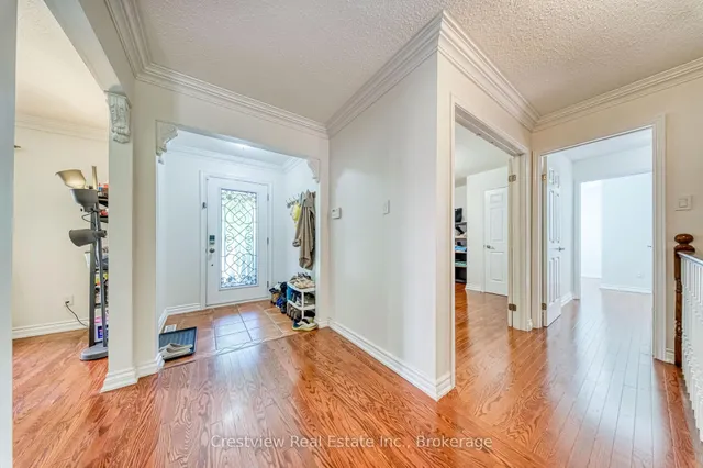 2308 BOW VALLEY Crt, Oakville 2