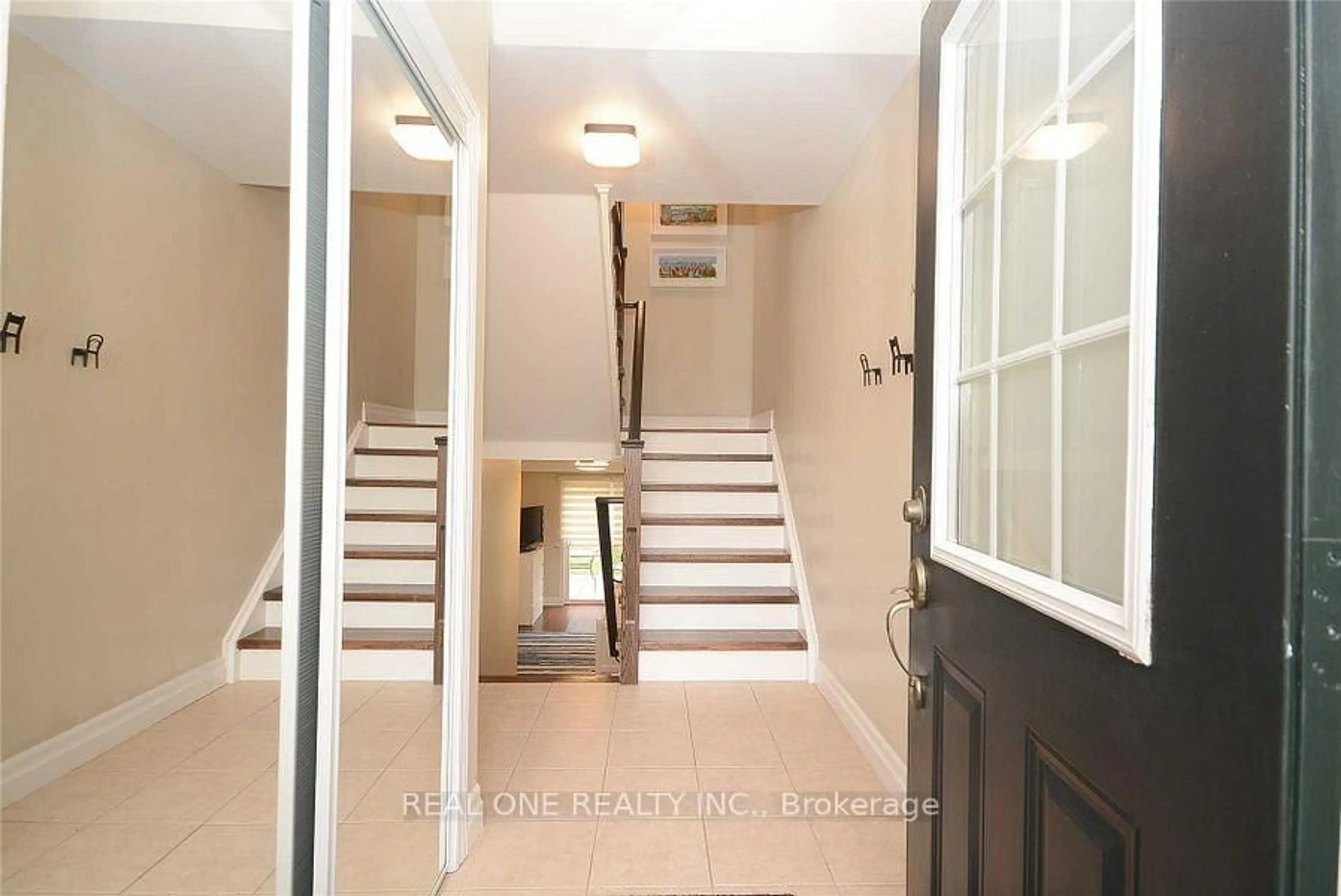 Unknown for 2307 Saddlecreek Cres, Oakville Ontario L6M 5J6