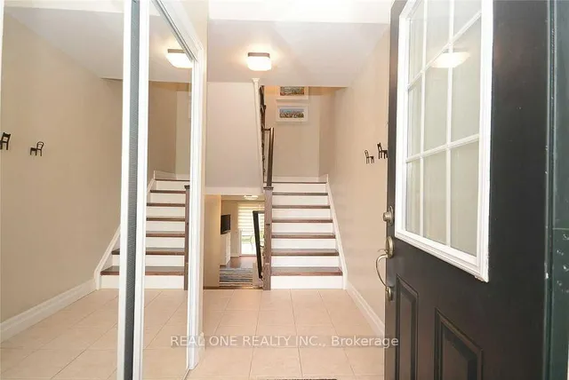2307 Saddlecreek Cres, Oakville 4