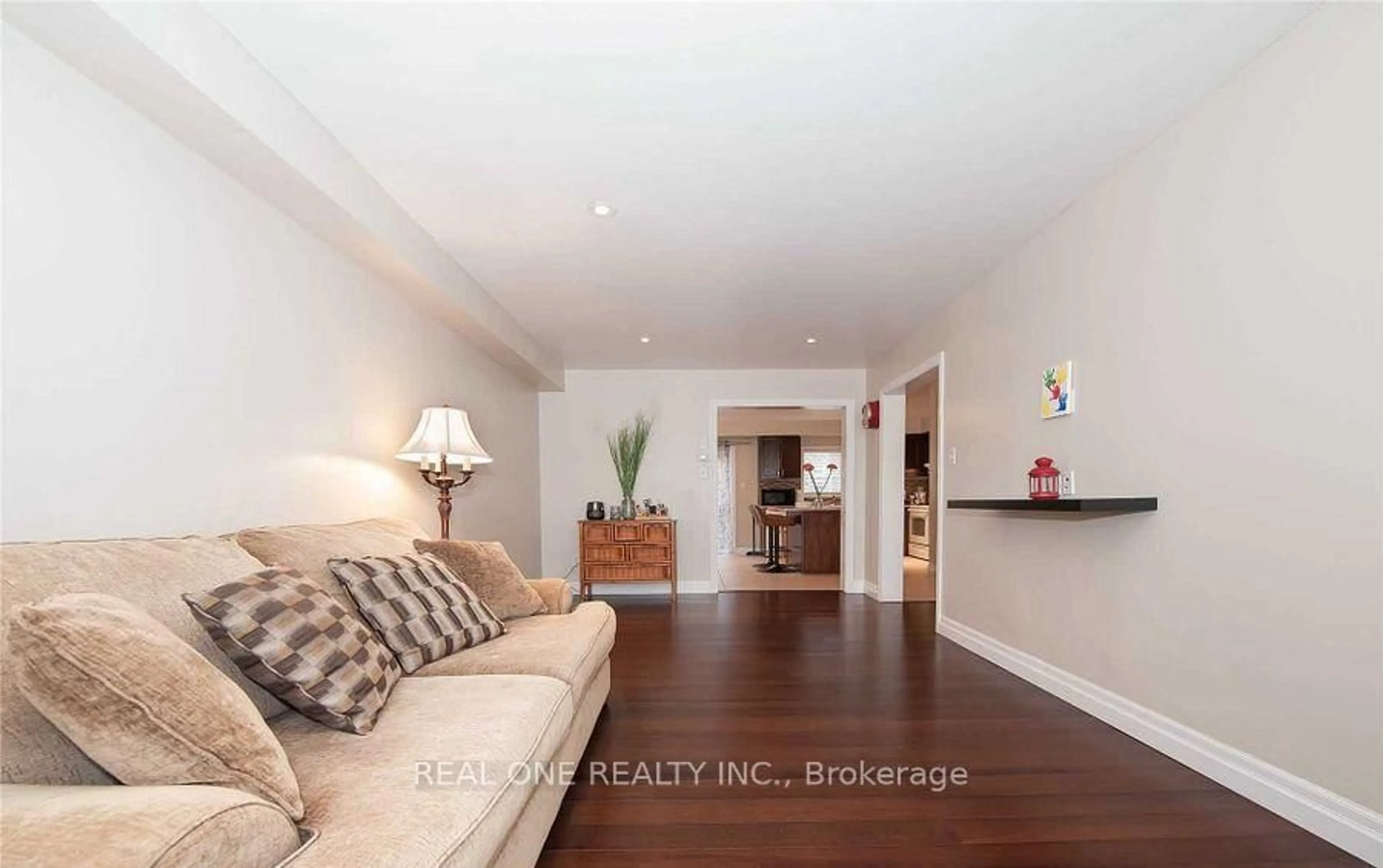 Unknown for 2307 Saddlecreek Cres, Oakville Ontario L6M 5J6