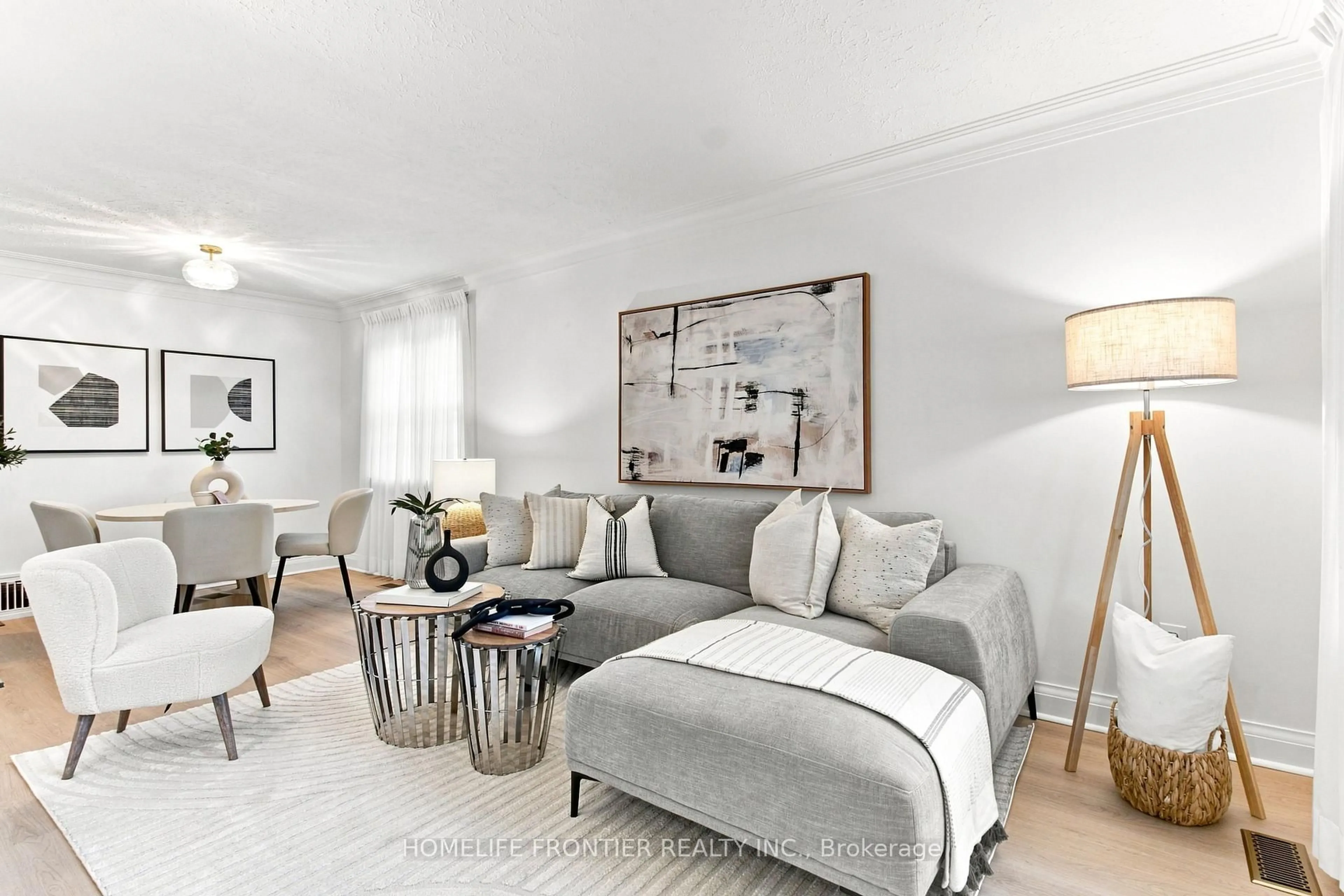 Living room with furniture, unknown for 132 Wesley St, Toronto Ontario M8Y 2X1