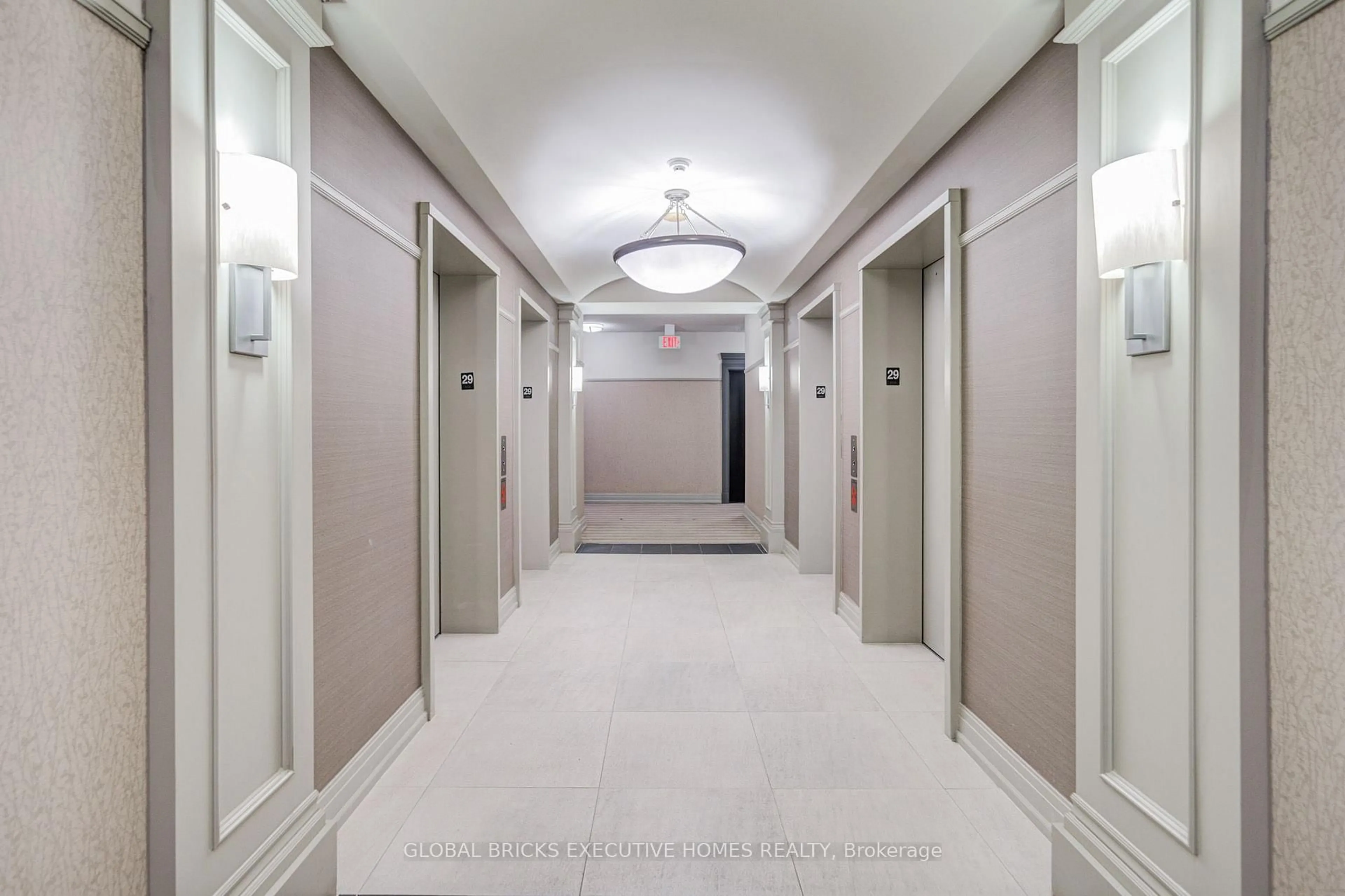 Indoor foyer for 388 Prince of Wales Dr #2911, Mississauga Ontario L5B 0A1