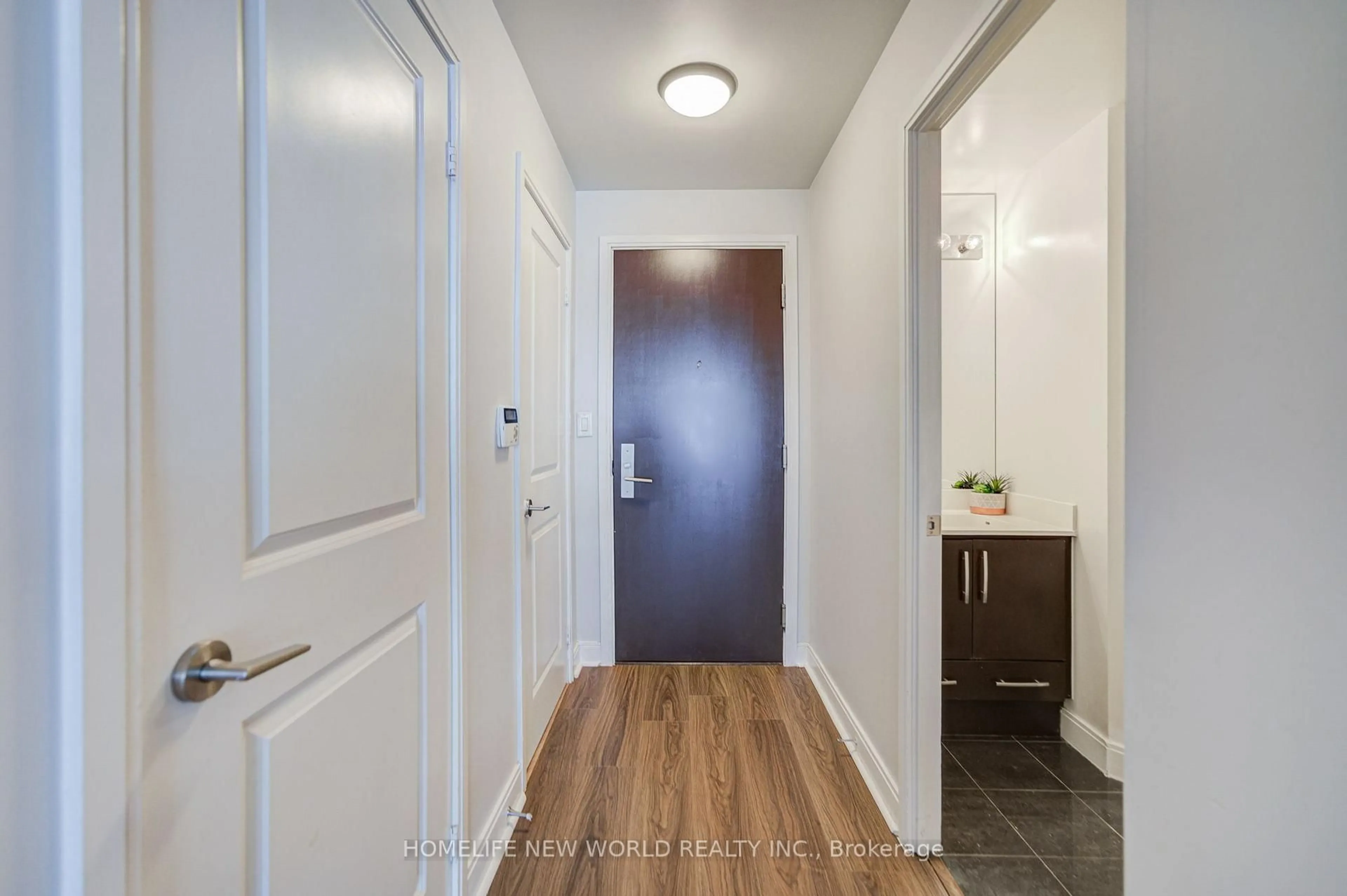 Indoor entryway for 60 Absolute Ave #4906, Mississauga Ontario L4Z 0A9