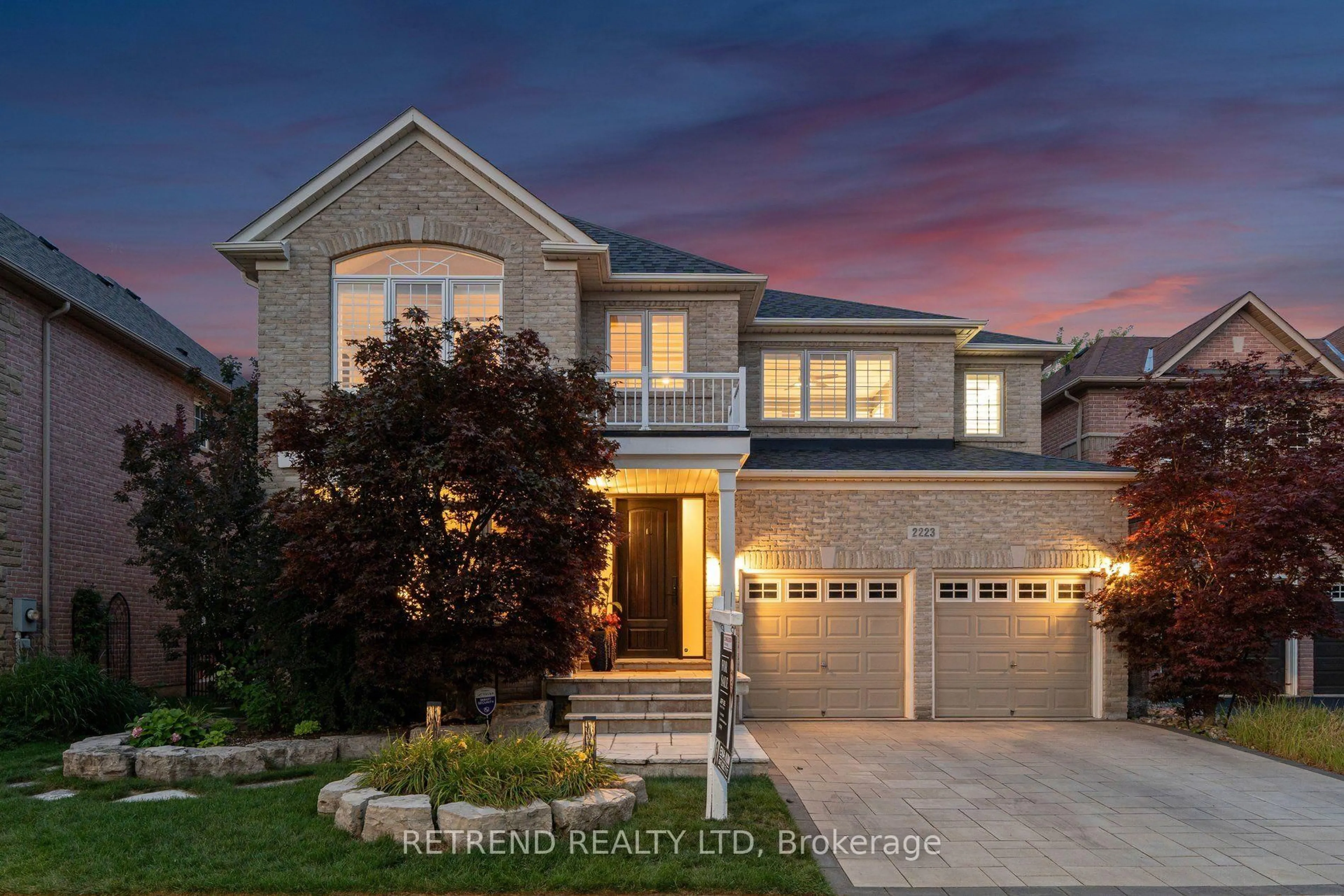 Home with brick exterior material, street for 2223 Wuthering Heights Way, Oakville Ontario L6M 0A3