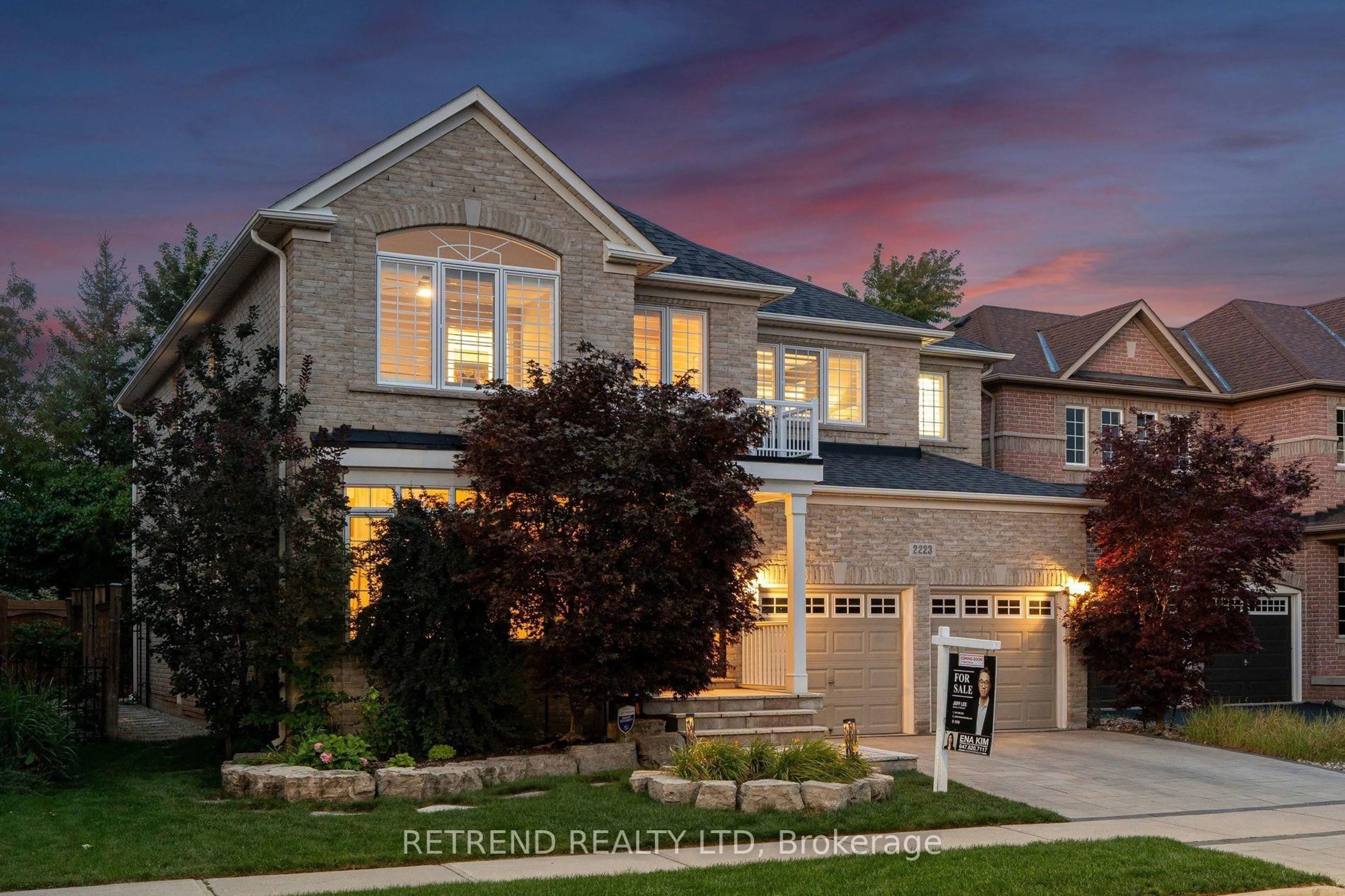 Home with brick exterior material, street for 2223 Wuthering Heights Way, Oakville Ontario L6M 0A3