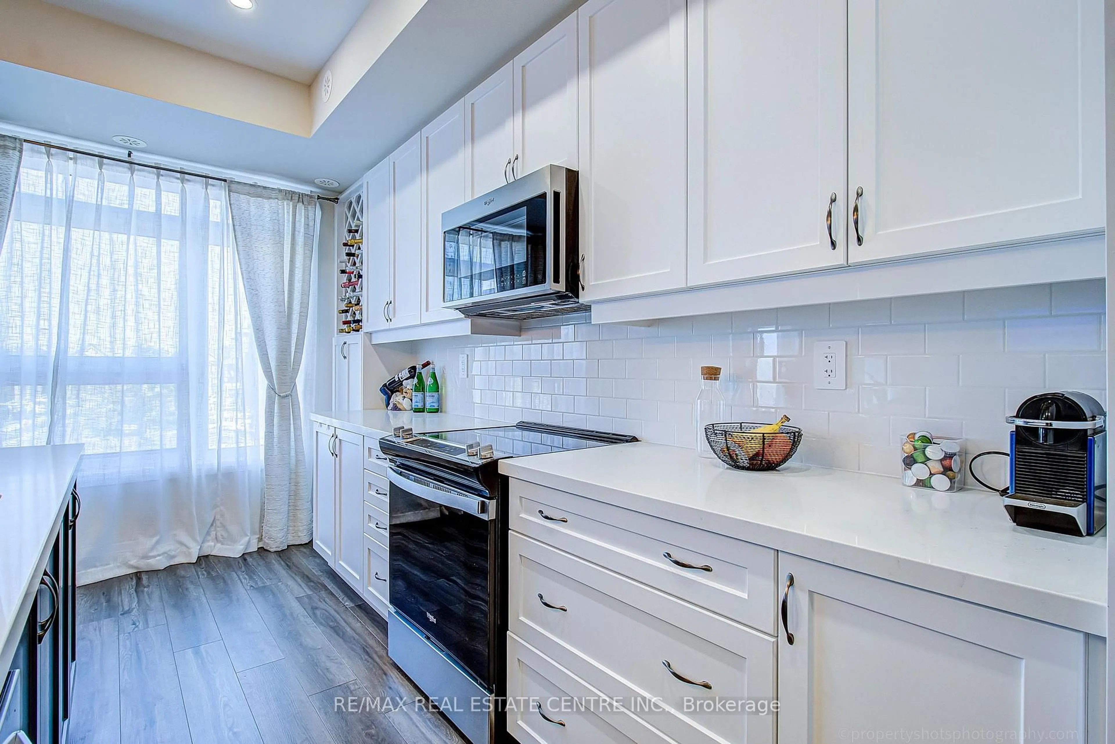 Unknown for 1569 Rose Way #116, Milton Ontario L9E 1N4