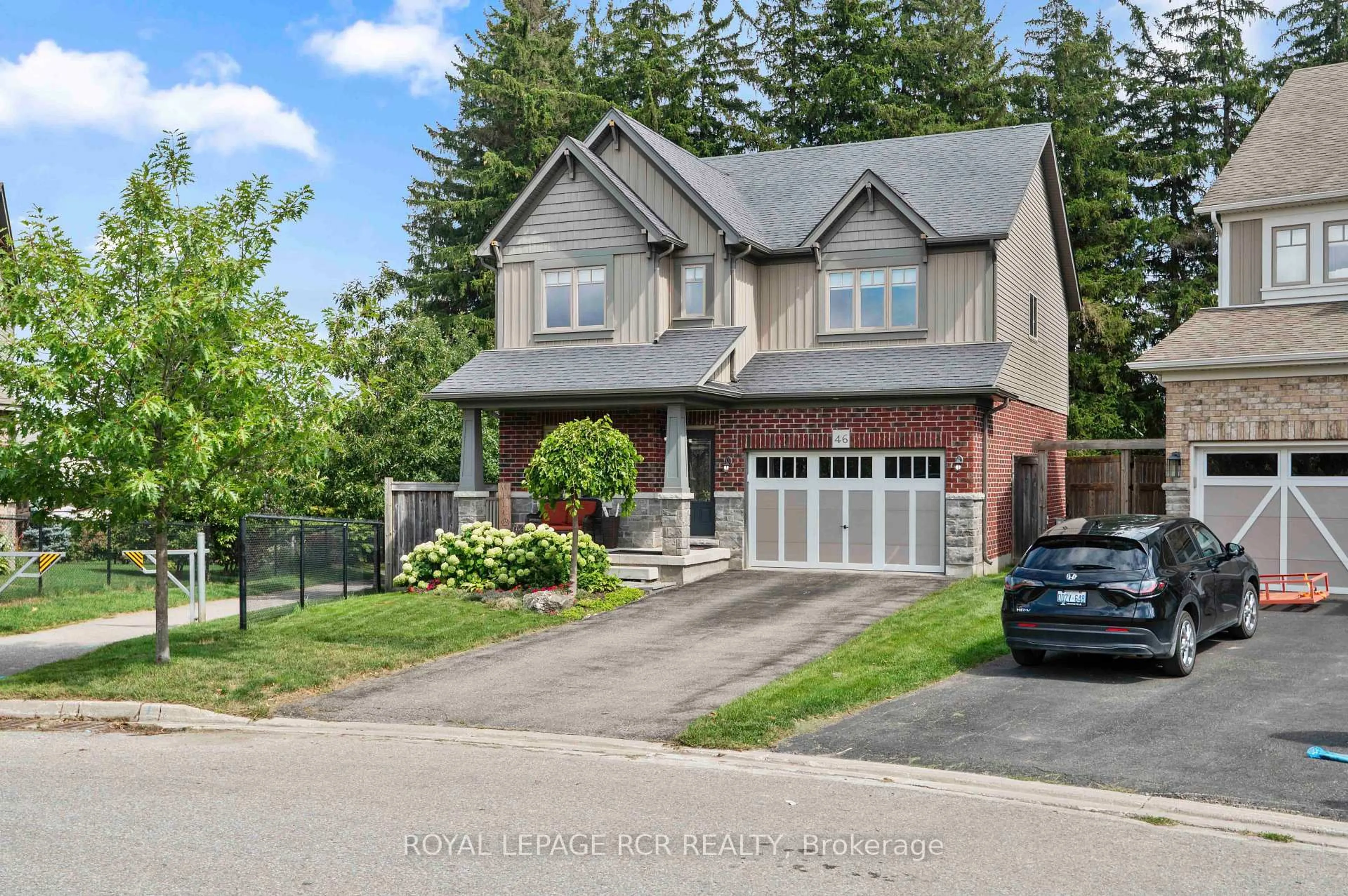 Home with brick exterior material, street for 46 Hutchison Crt, Orangeville Ontario L9W 6K1
