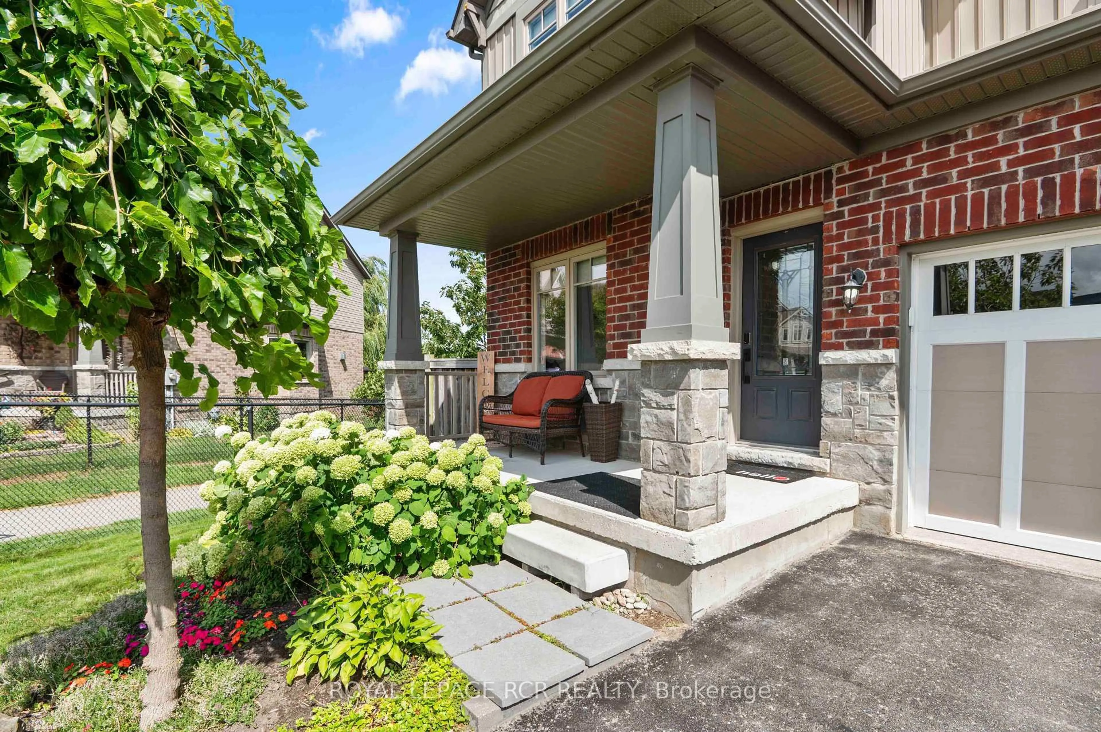 Unknown for 46 Hutchison Crt, Orangeville Ontario L9W 6K1