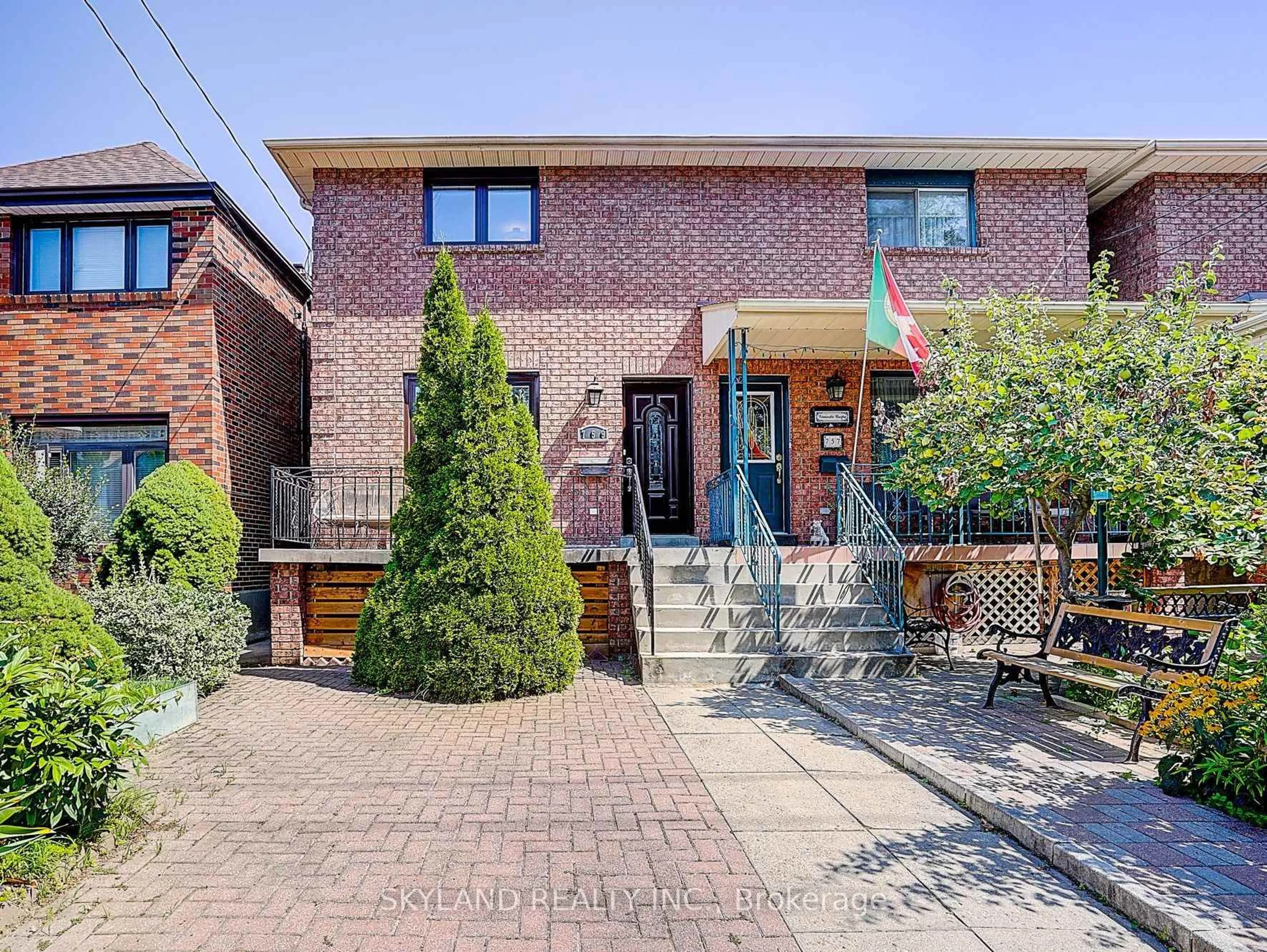 Home with brick exterior material, street for 759 Shaw St, Toronto Ontario M6G 3L9