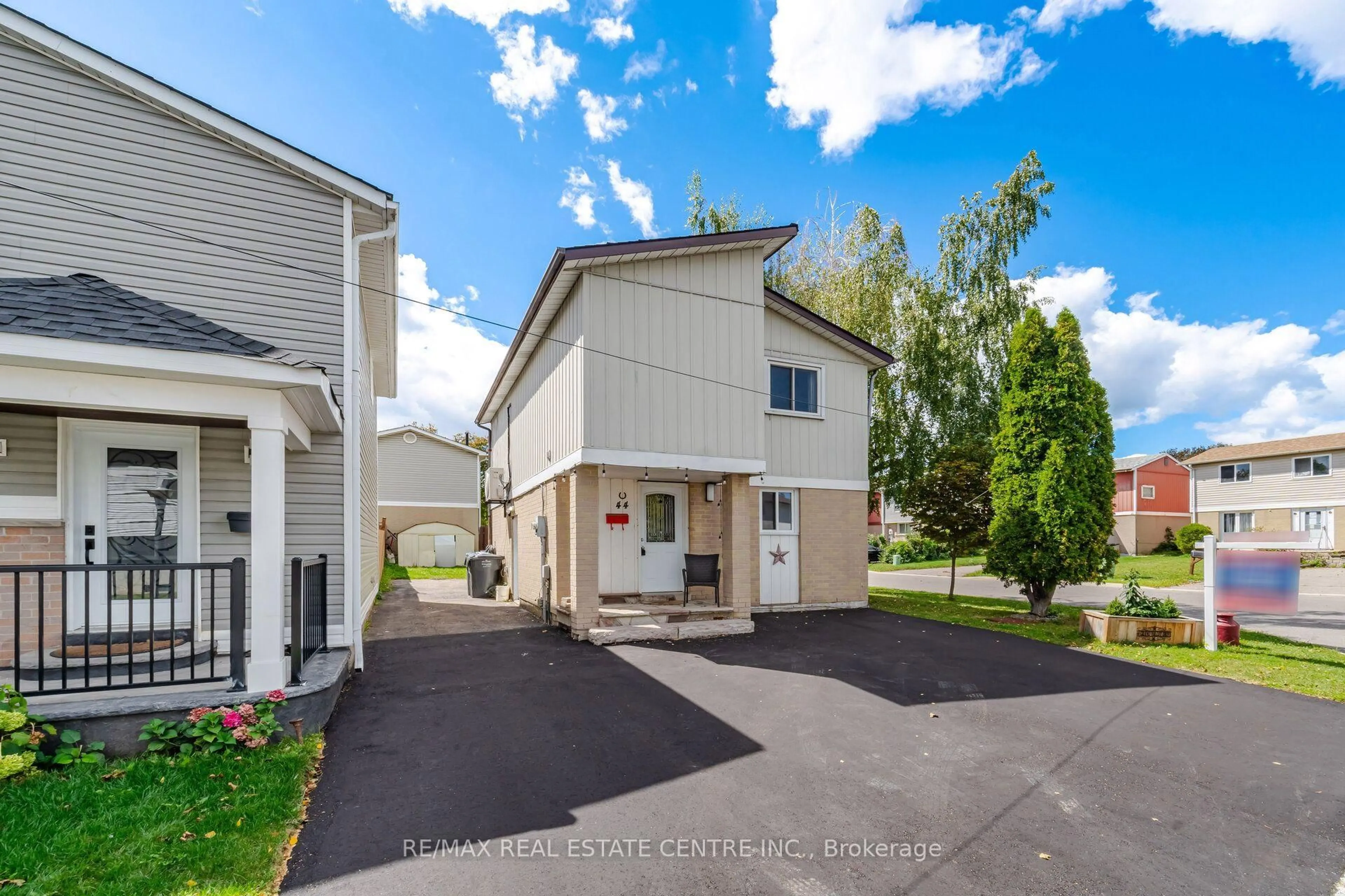 Unknown for 44 Grand Valley Dr, Brampton Ontario L6S 2L1