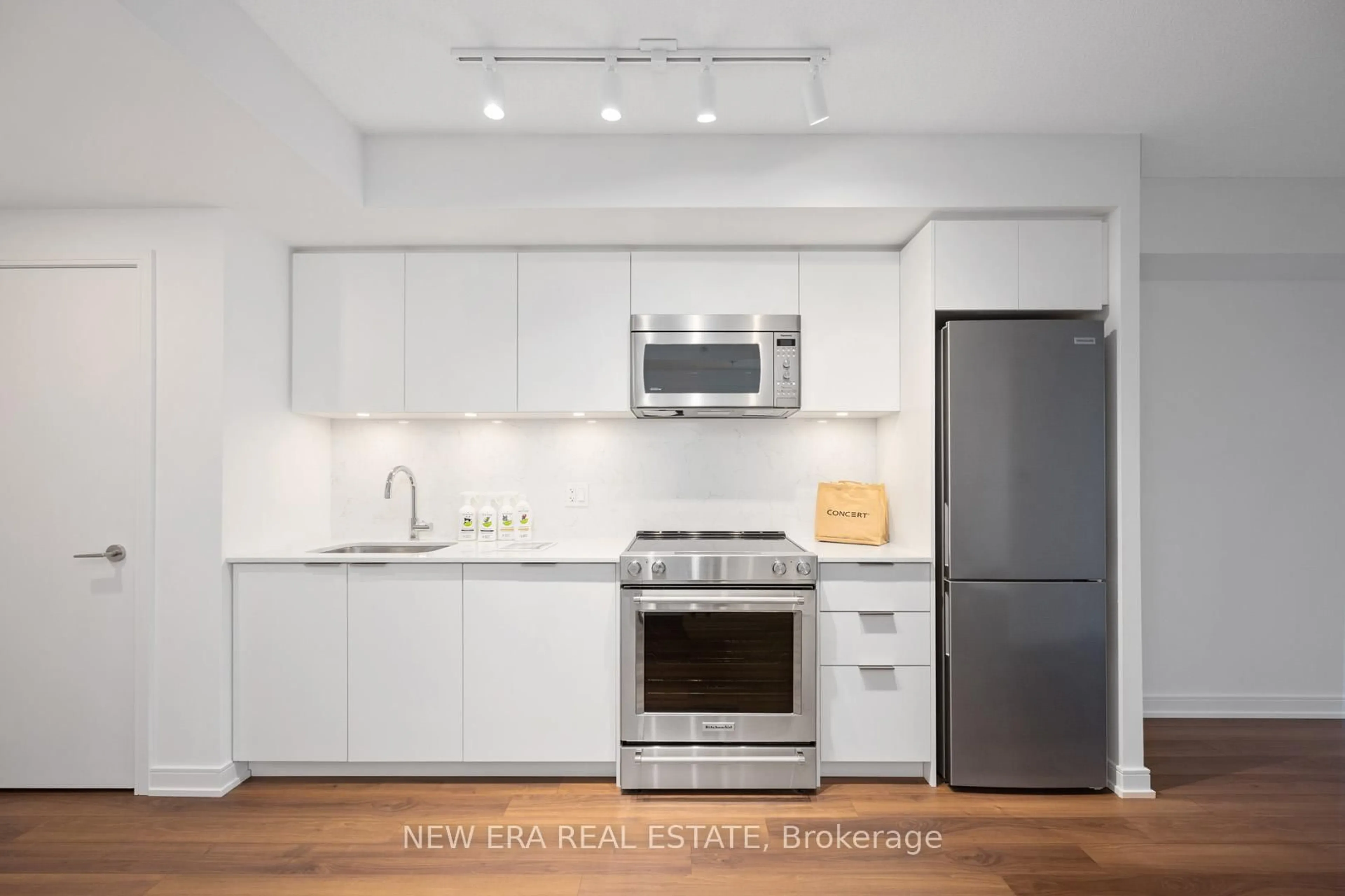 Standard kitchen, unknown for 30 Samuel Wood Way #1907, Toronto Ontario M9B 0C9