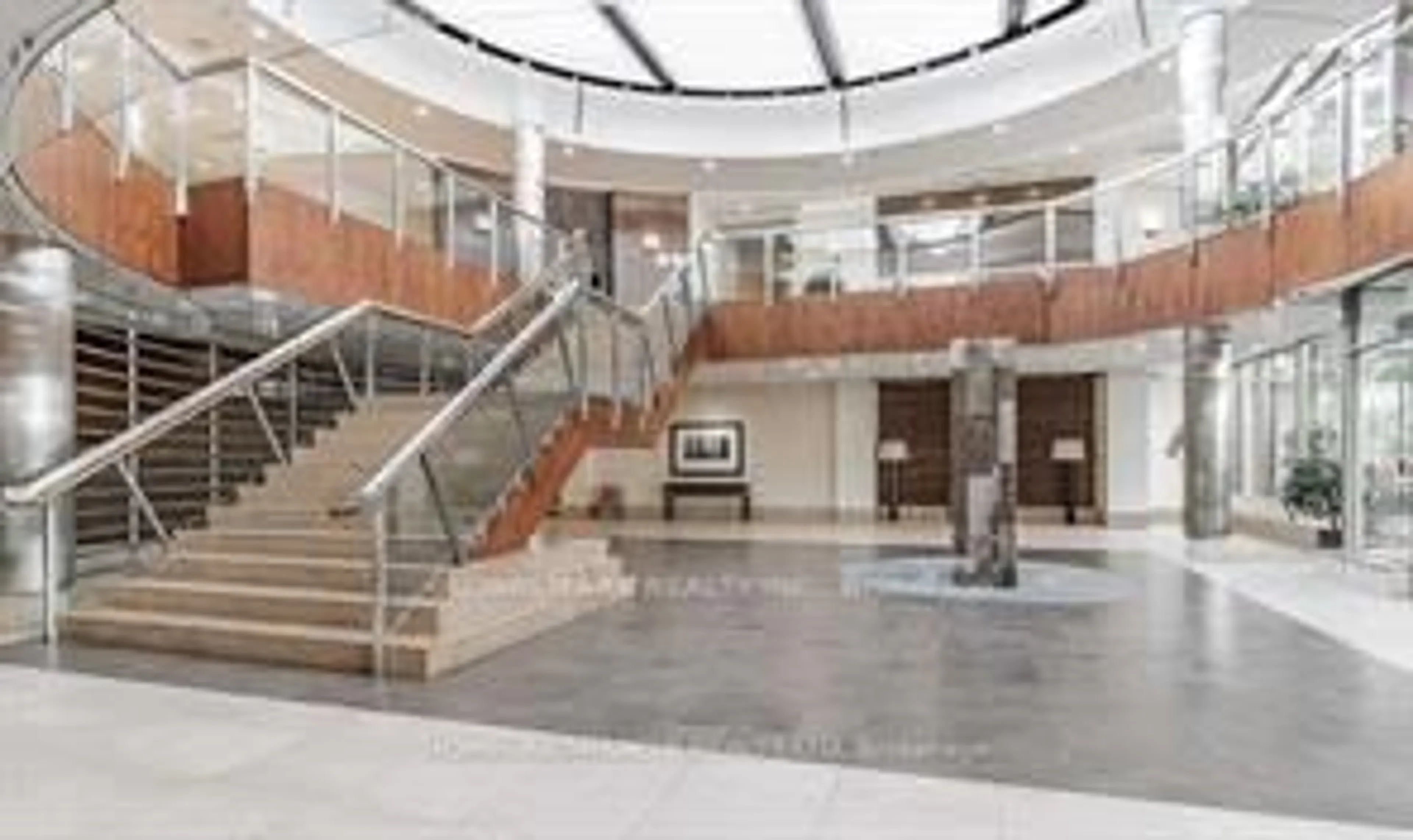 Lobby for 3880 duke of york Blvd #Ph2, Mississauga Ontario L5B 4M7