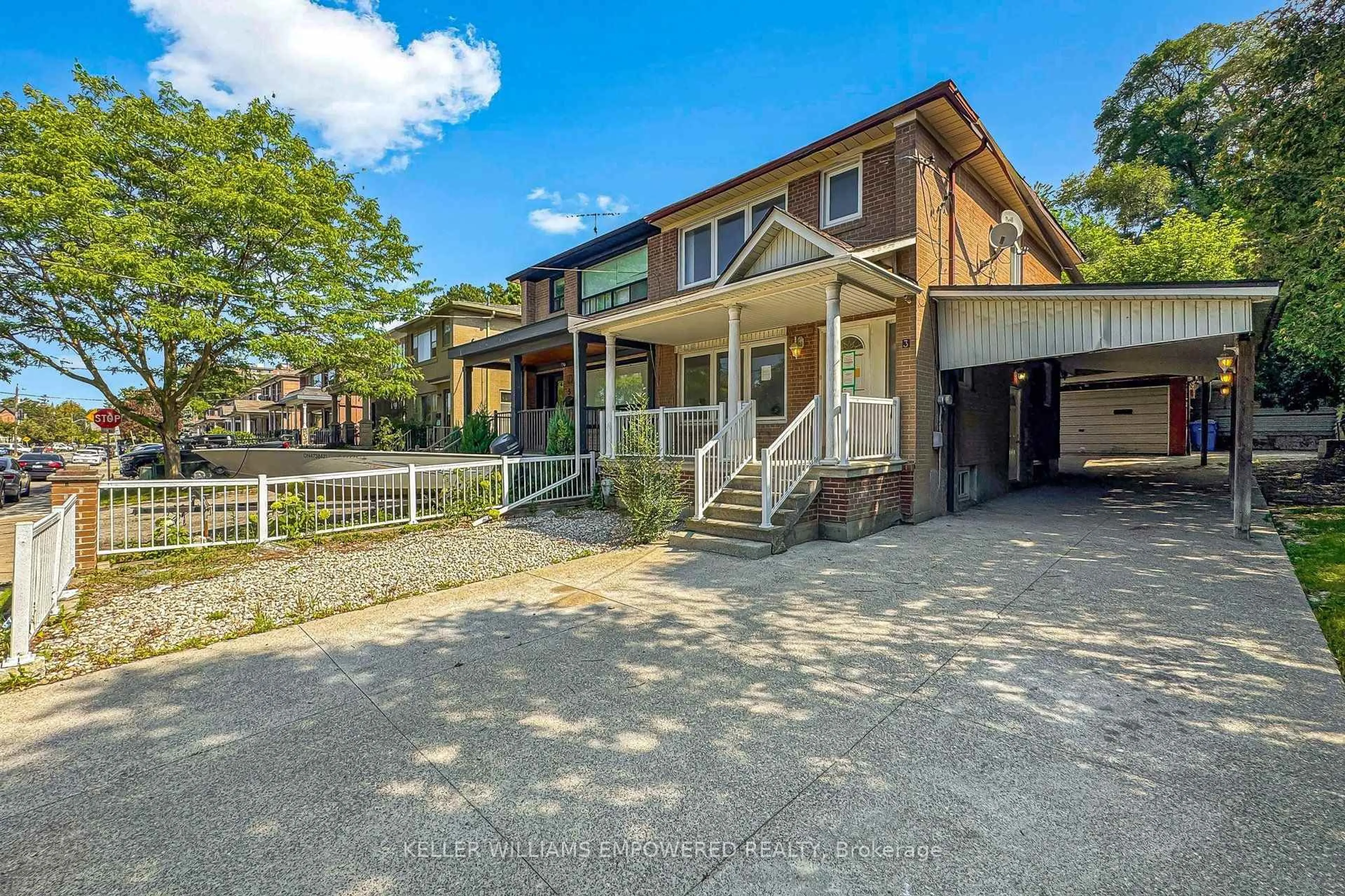 Unknown for 3 Hilldale Rd, Toronto Ontario M6N 3Y1