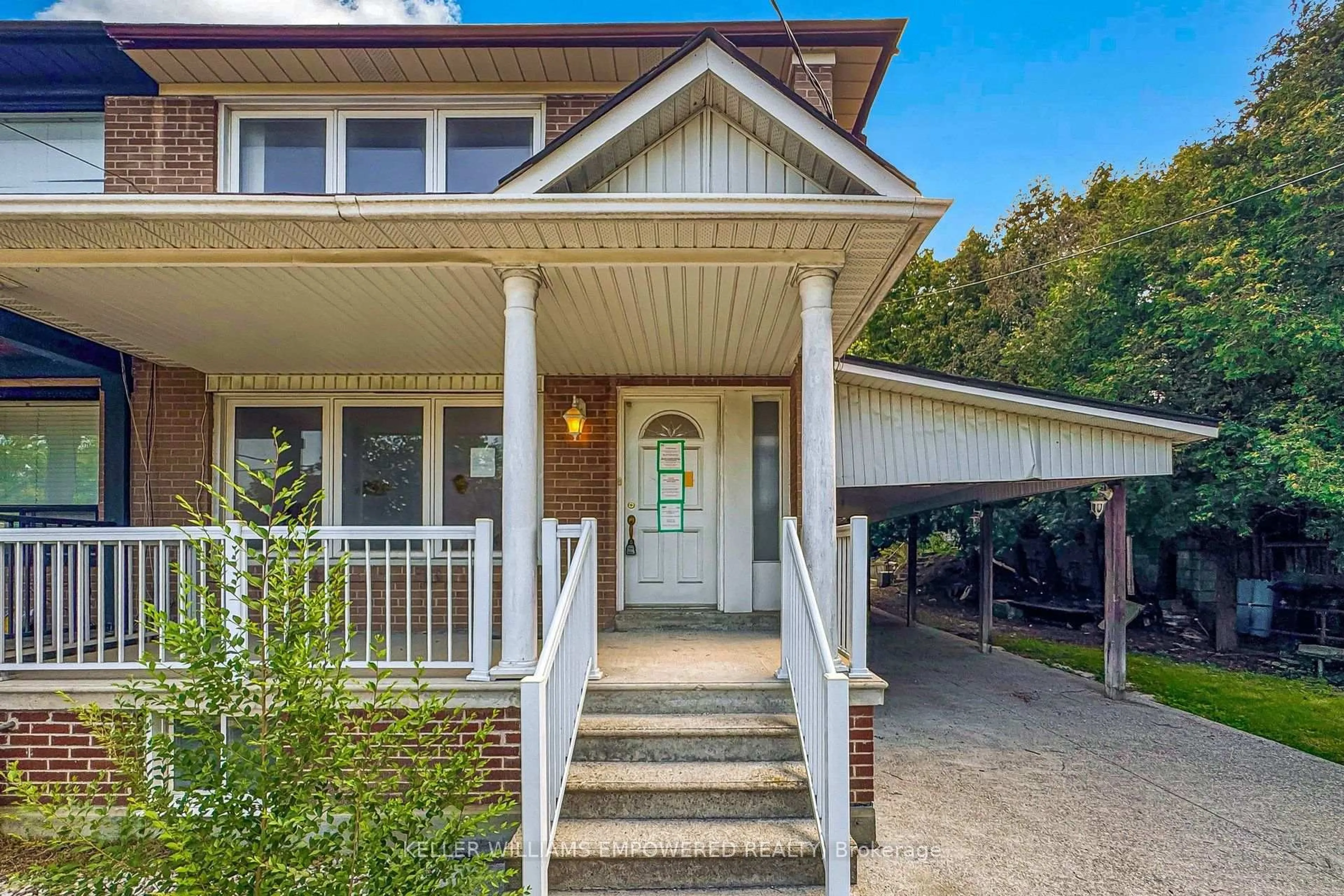 Home with vinyl exterior material, street for 3 Hilldale Rd, Toronto Ontario M6N 3Y1