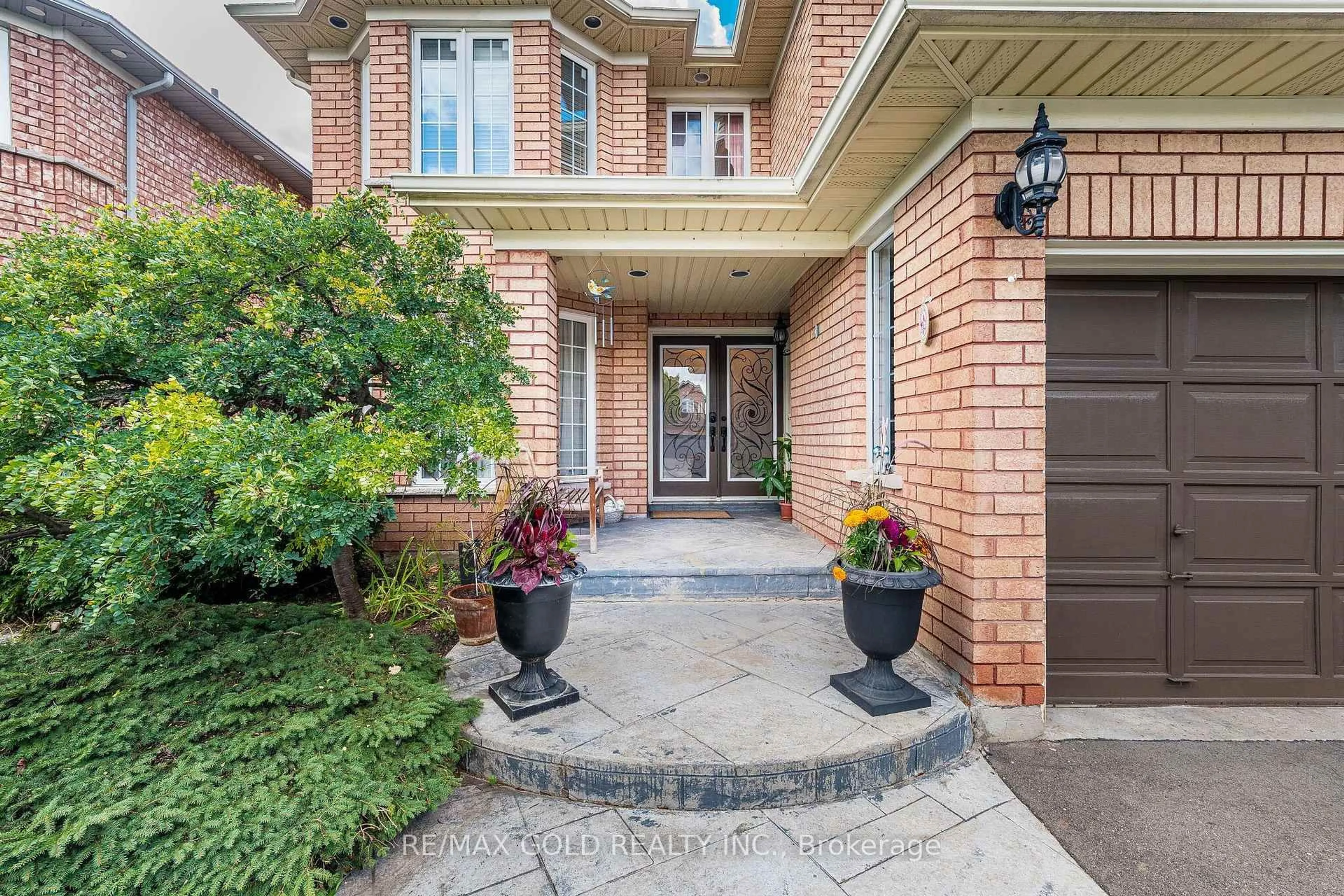 Home with brick exterior material, street for 58 Springtown Tr, Brampton Ontario L6R 2C9