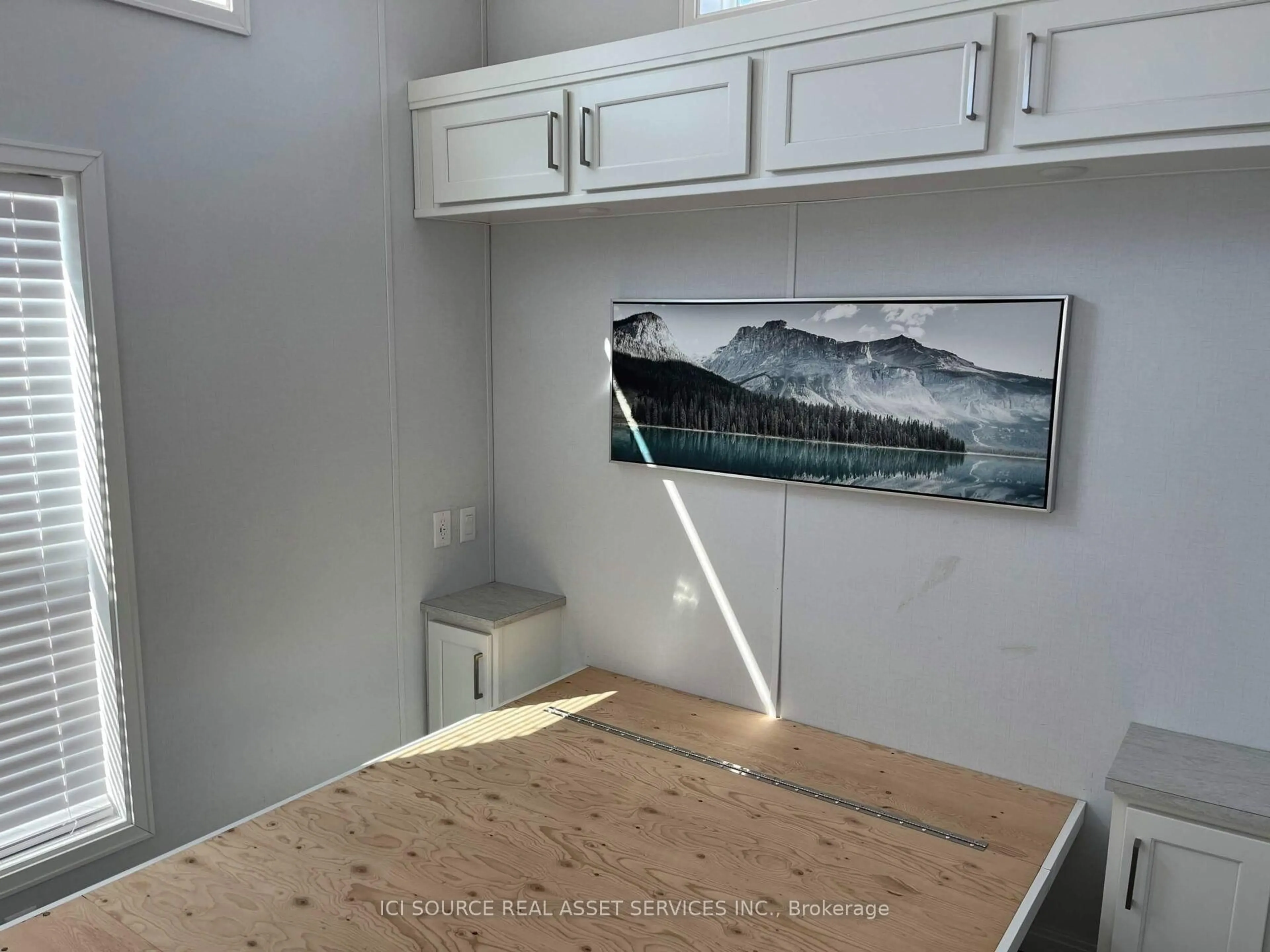 A pic of a room for 18478 Duffy's Lane #604, Caledon Ontario L0N 1P0