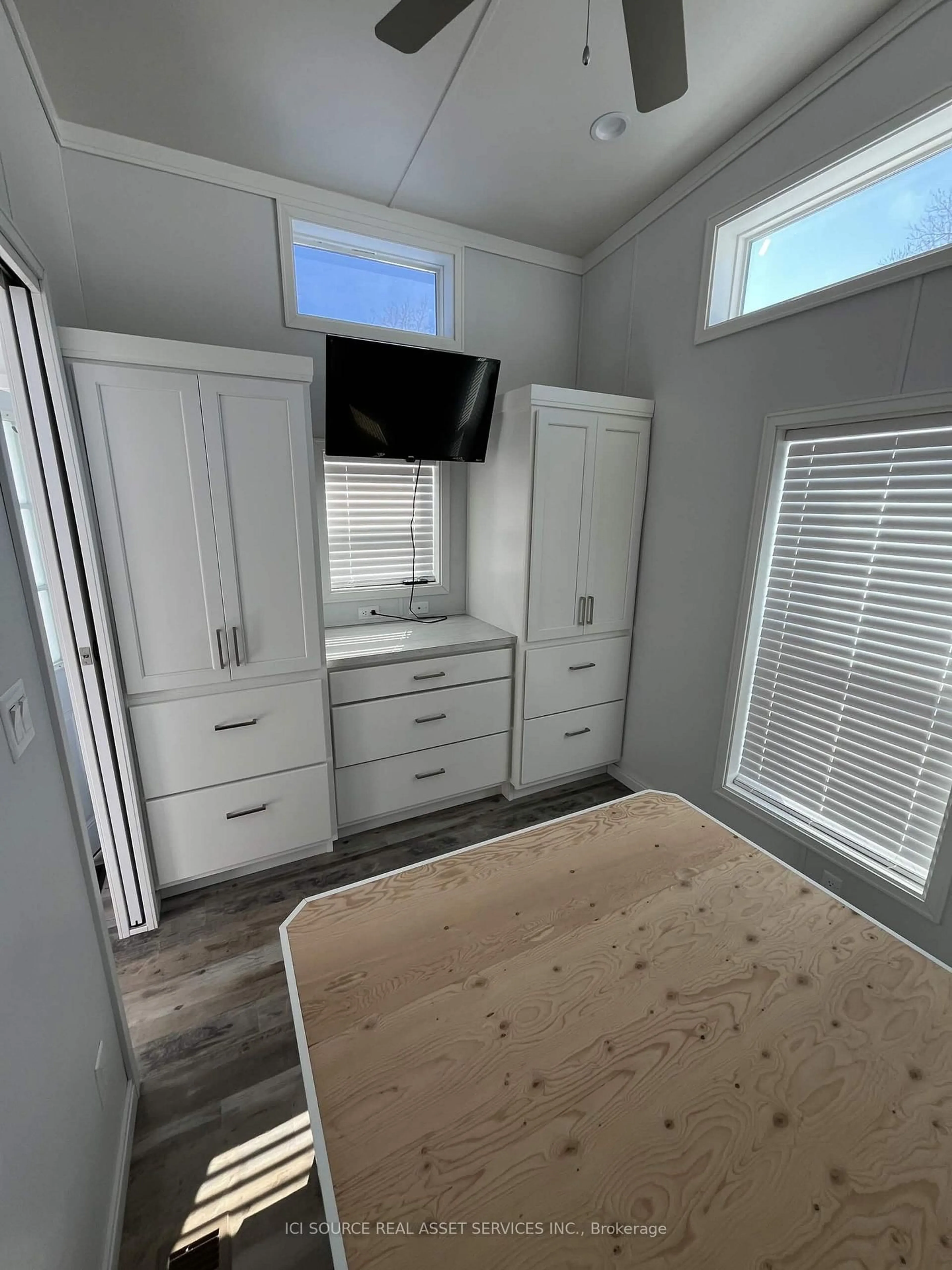 A pic of a room for 18478 Duffy's Lane #604, Caledon Ontario L0N 1P0