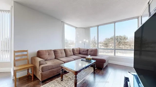 26 Hanover Rd #301, Brampton 5