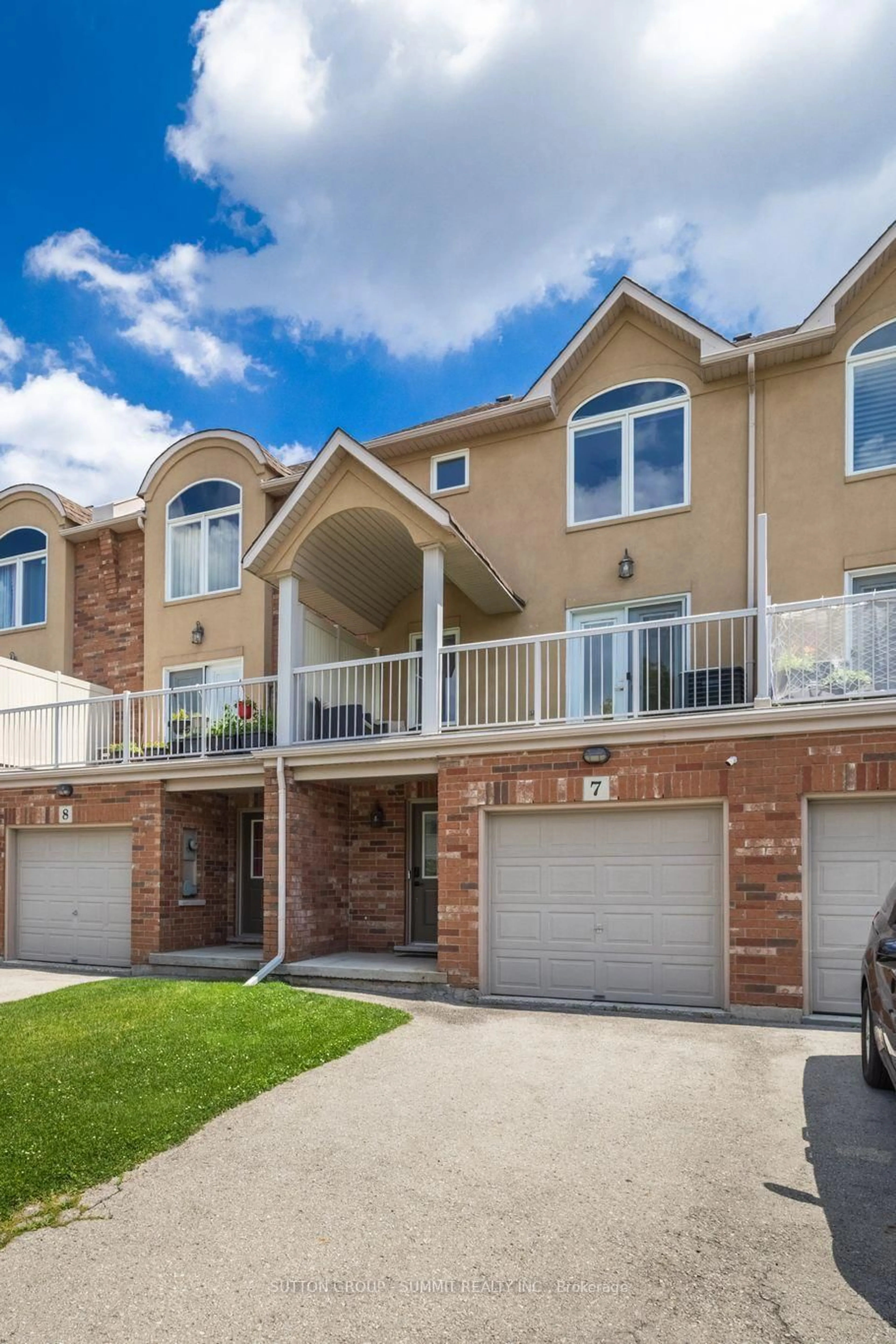 Unknown for 1253 SILVAN FOREST Dr #7, Burlington Ontario L7M 0B7