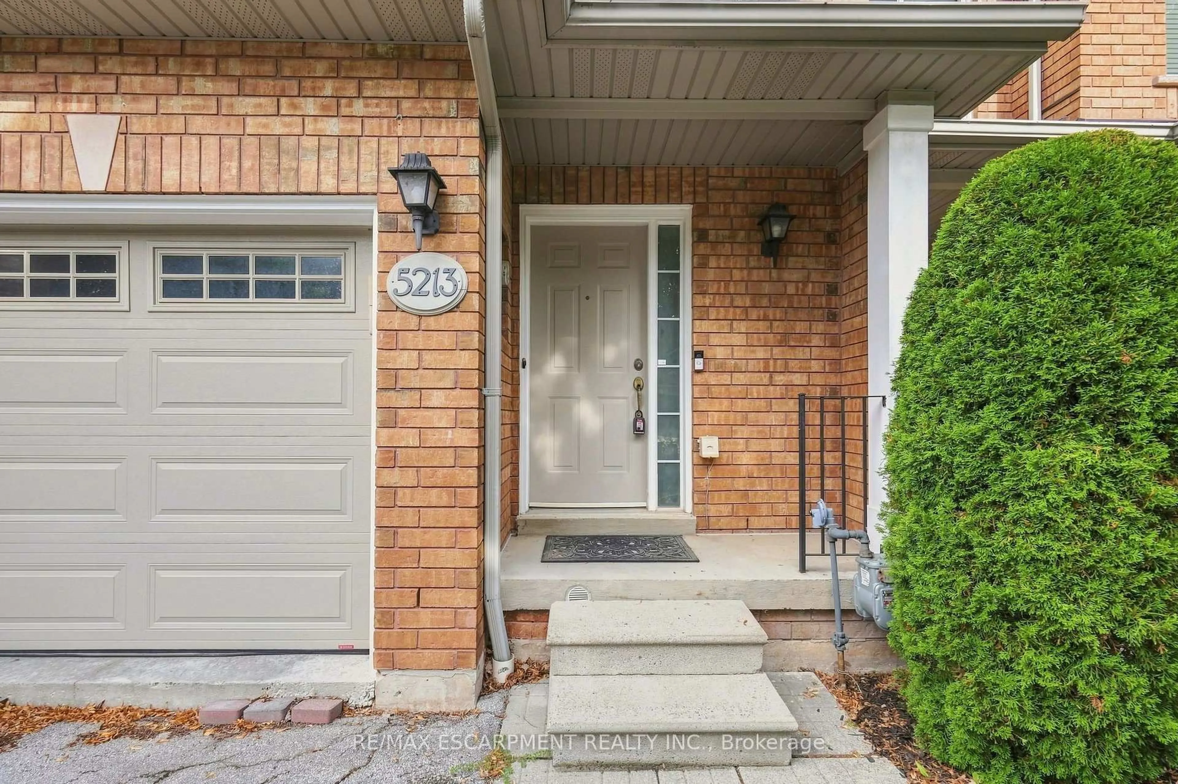 Home with brick exterior material, street for 5213 Thornburn Dr, Burlington Ontario L7L 6R4