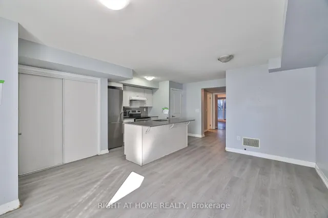 155 William Duncan Rd #5, Toronto 5