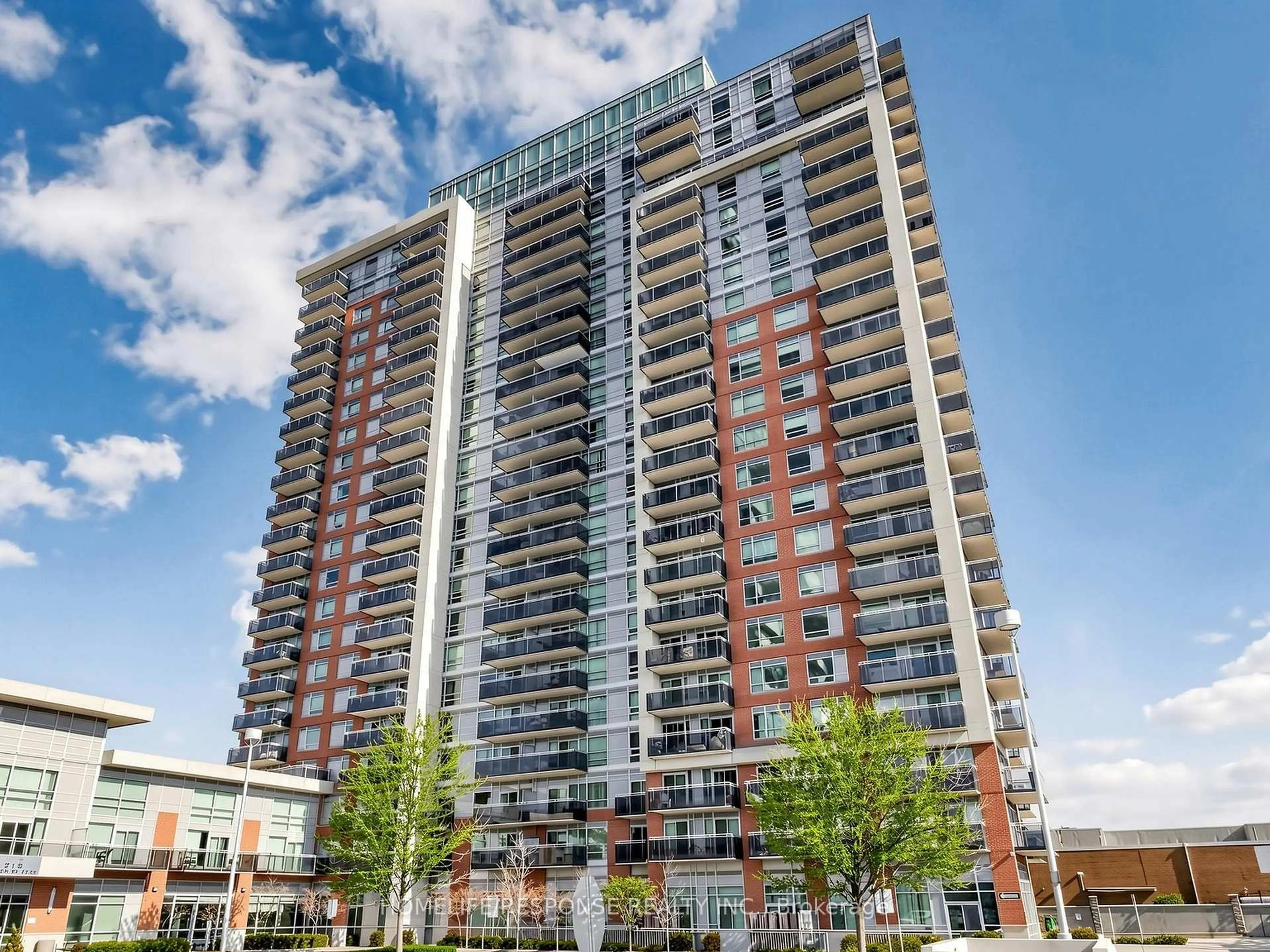 Unknown for 215 QUEEN St #225, Brampton Ontario L6W 0A9