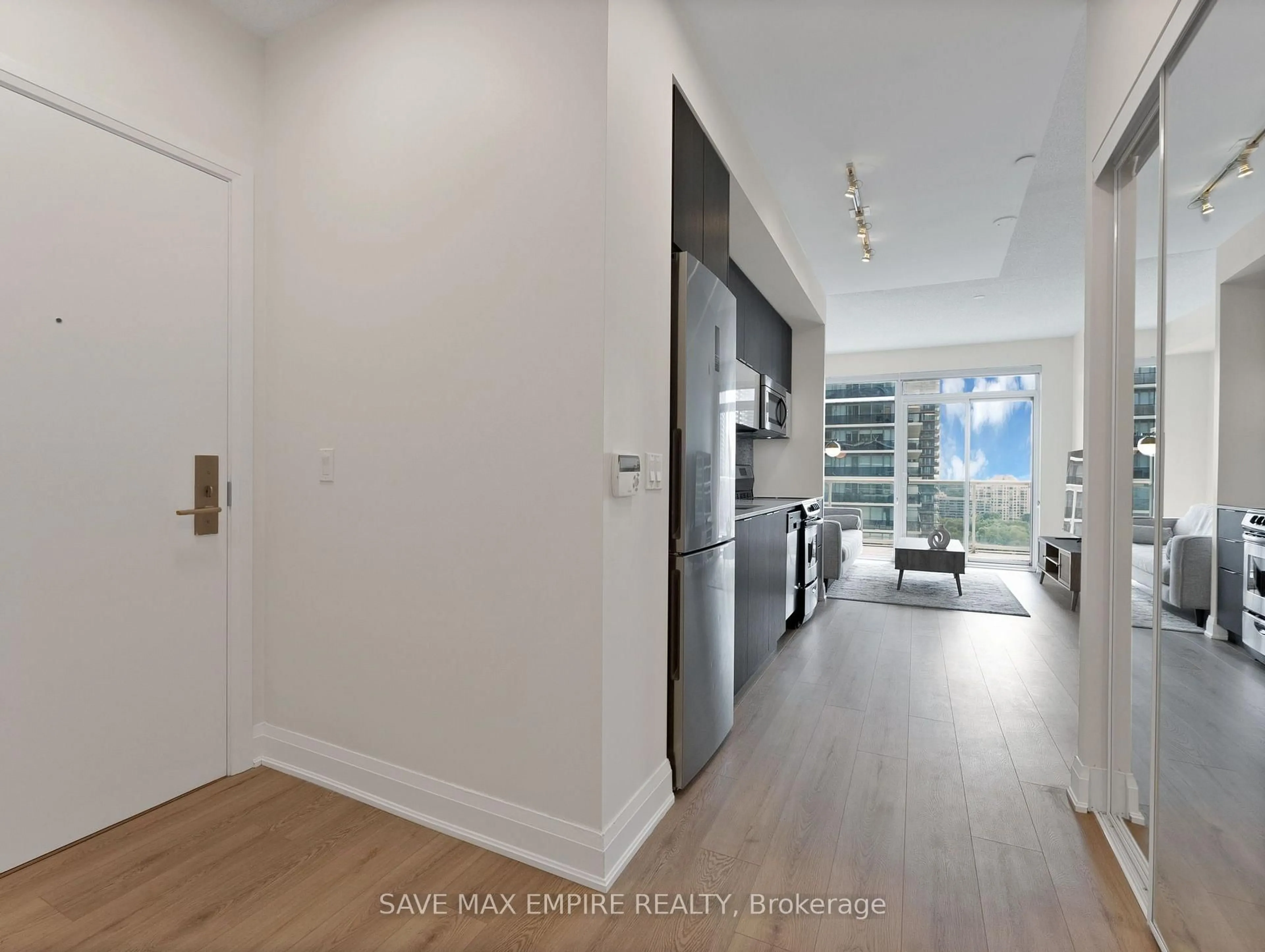Indoor entryway for 56 Annie Craig Dr #1607, Toronto Ontario M8V 0C5