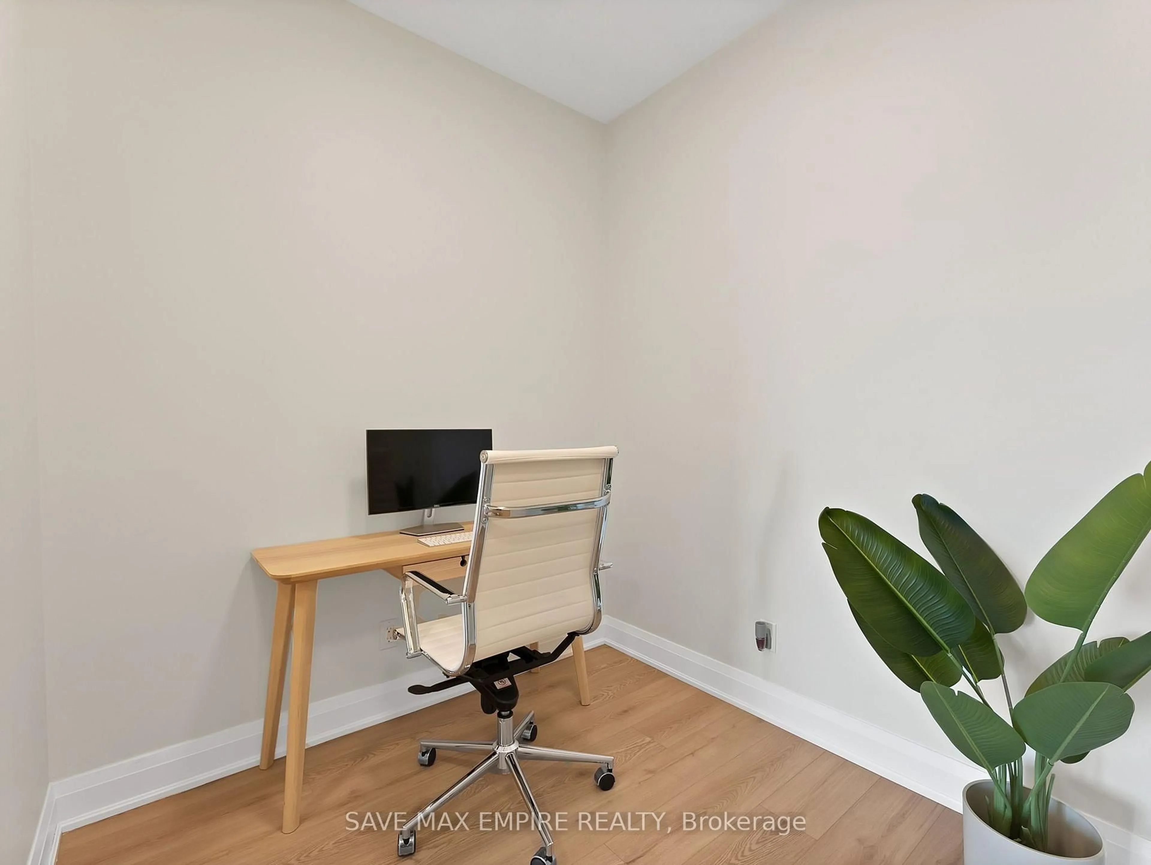 A pic of a room for 56 Annie Craig Dr #1607, Toronto Ontario M8V 0C5