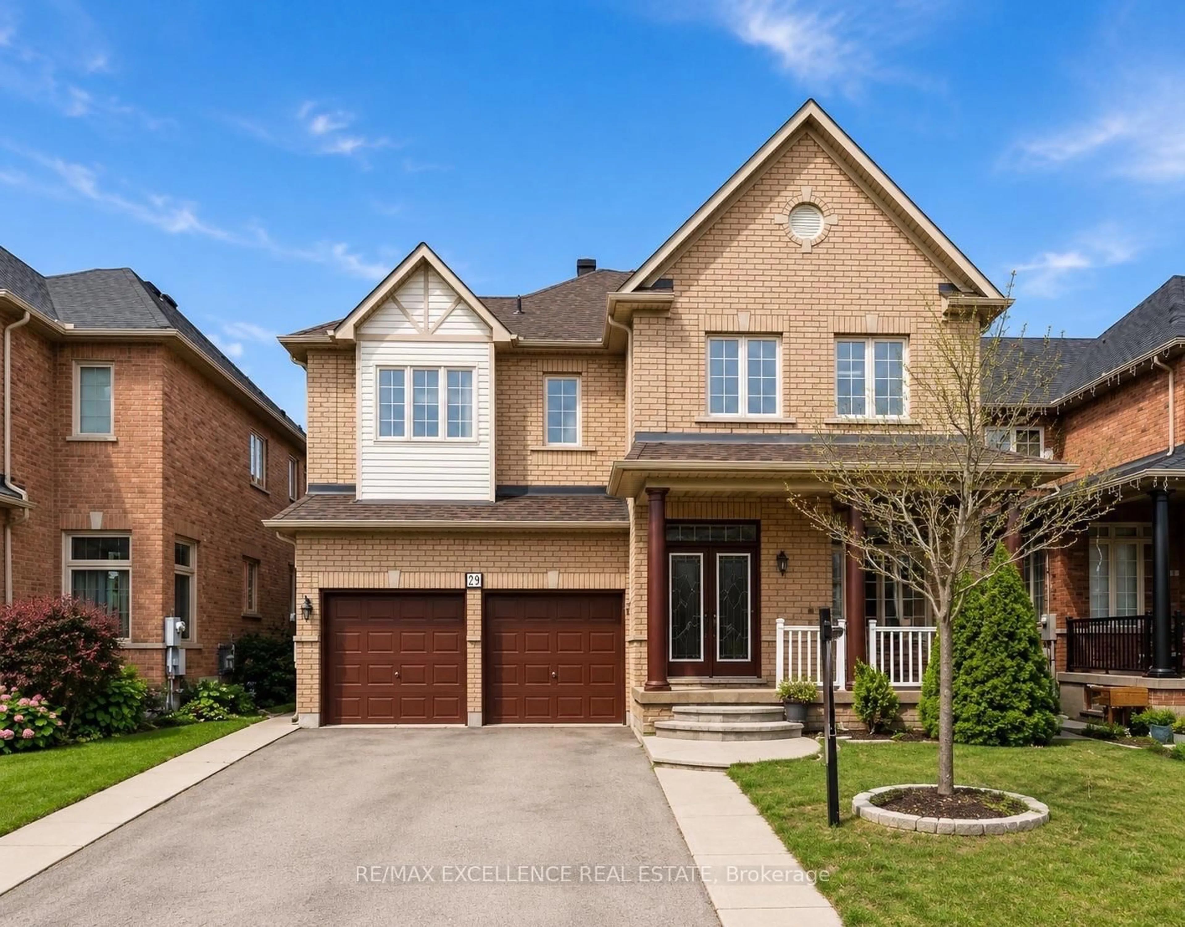 Home with brick exterior material, street for 21 Castle Mountain Dr, Brampton Ontario L6R 2W9