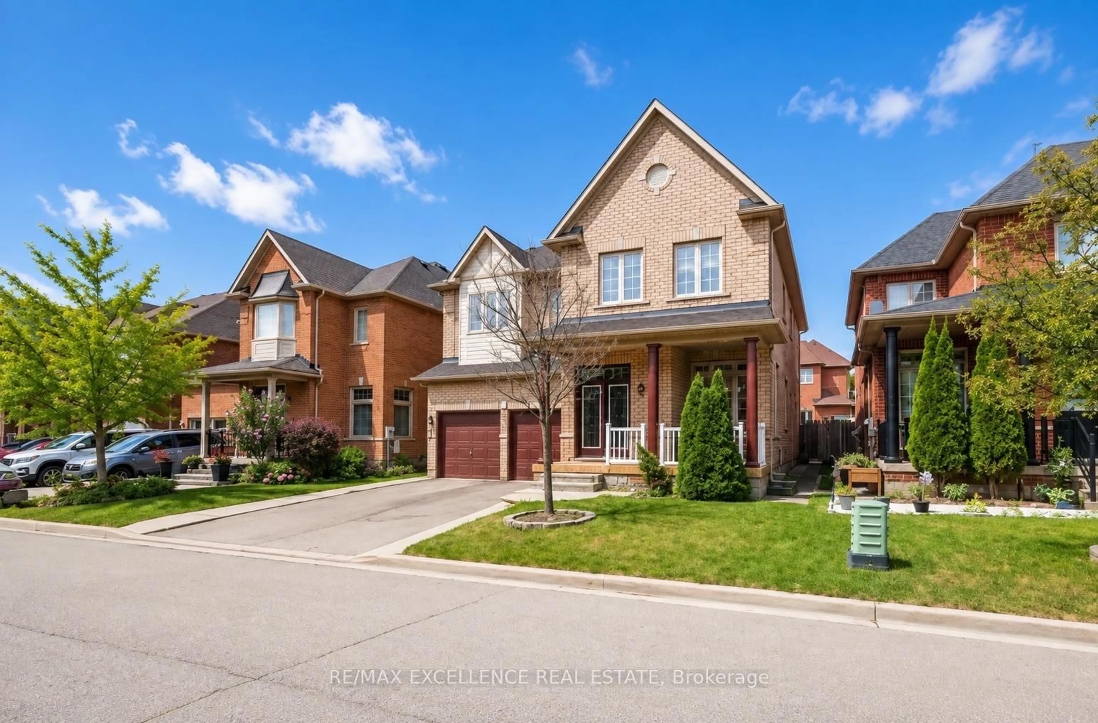 Home with brick exterior material, street for 21 Castle Mountain Dr, Brampton Ontario L6R 2W9