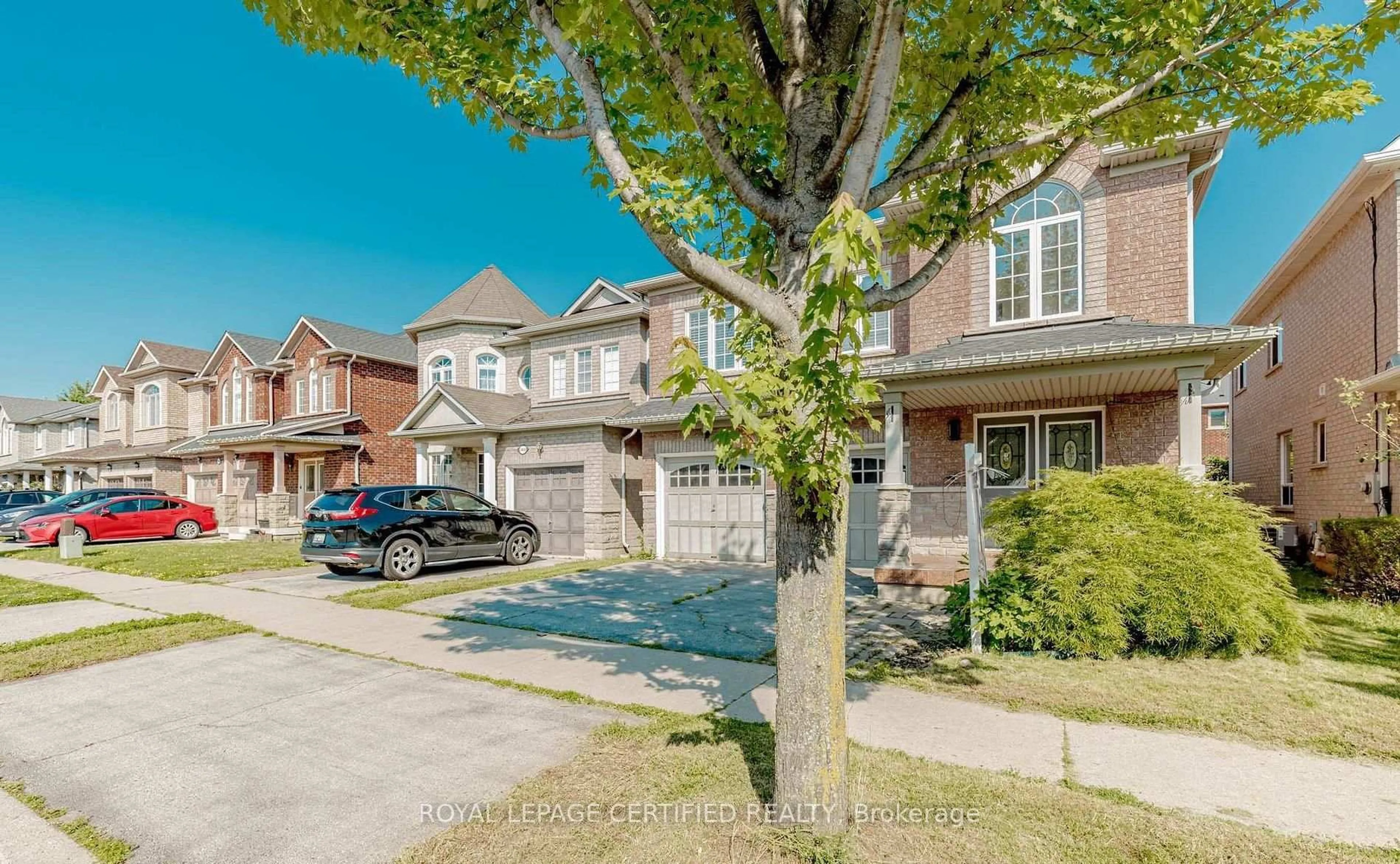 Unknown for 2452 Pathfinder Dr, Burlington Ontario L7L 6X9