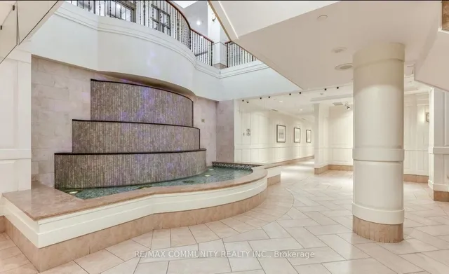 710 Humberwood Blvd #2808, Toronto 5