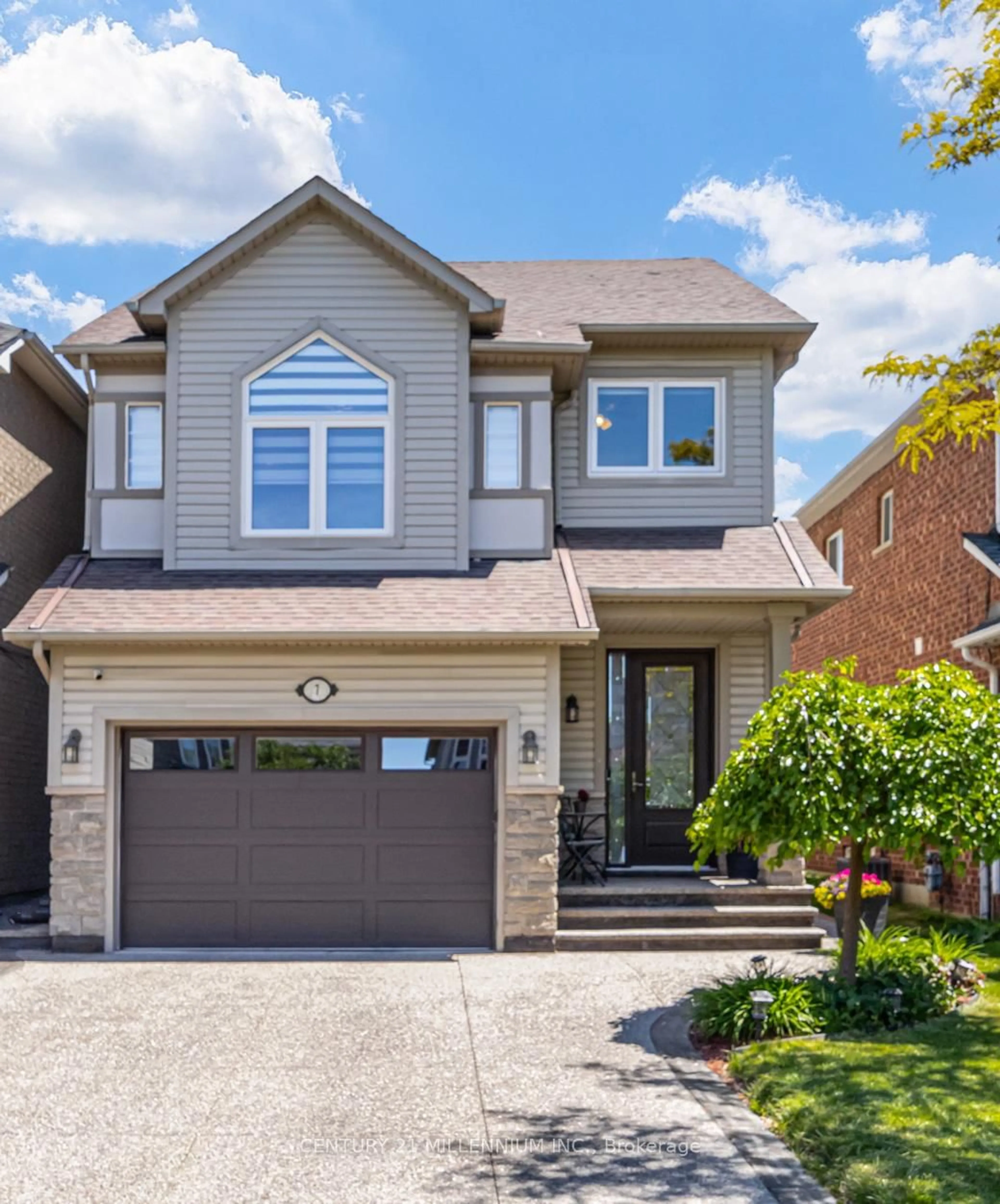Home with brick exterior material, street for 7 Bramoak Cres, Brampton Ontario L7A 1T7