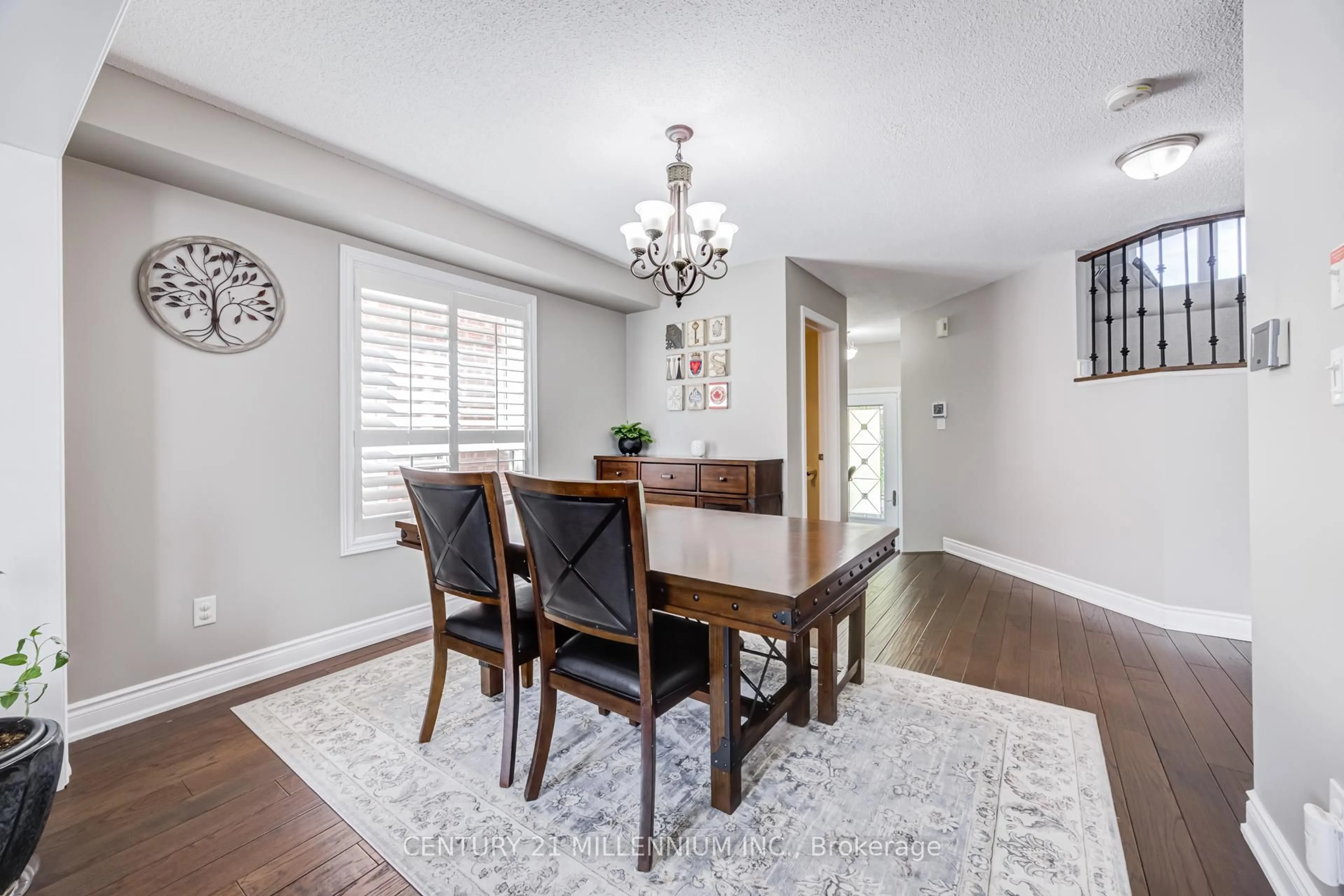 Dining room, wood/laminate floor for 7 Bramoak Cres, Brampton Ontario L7A 1T7