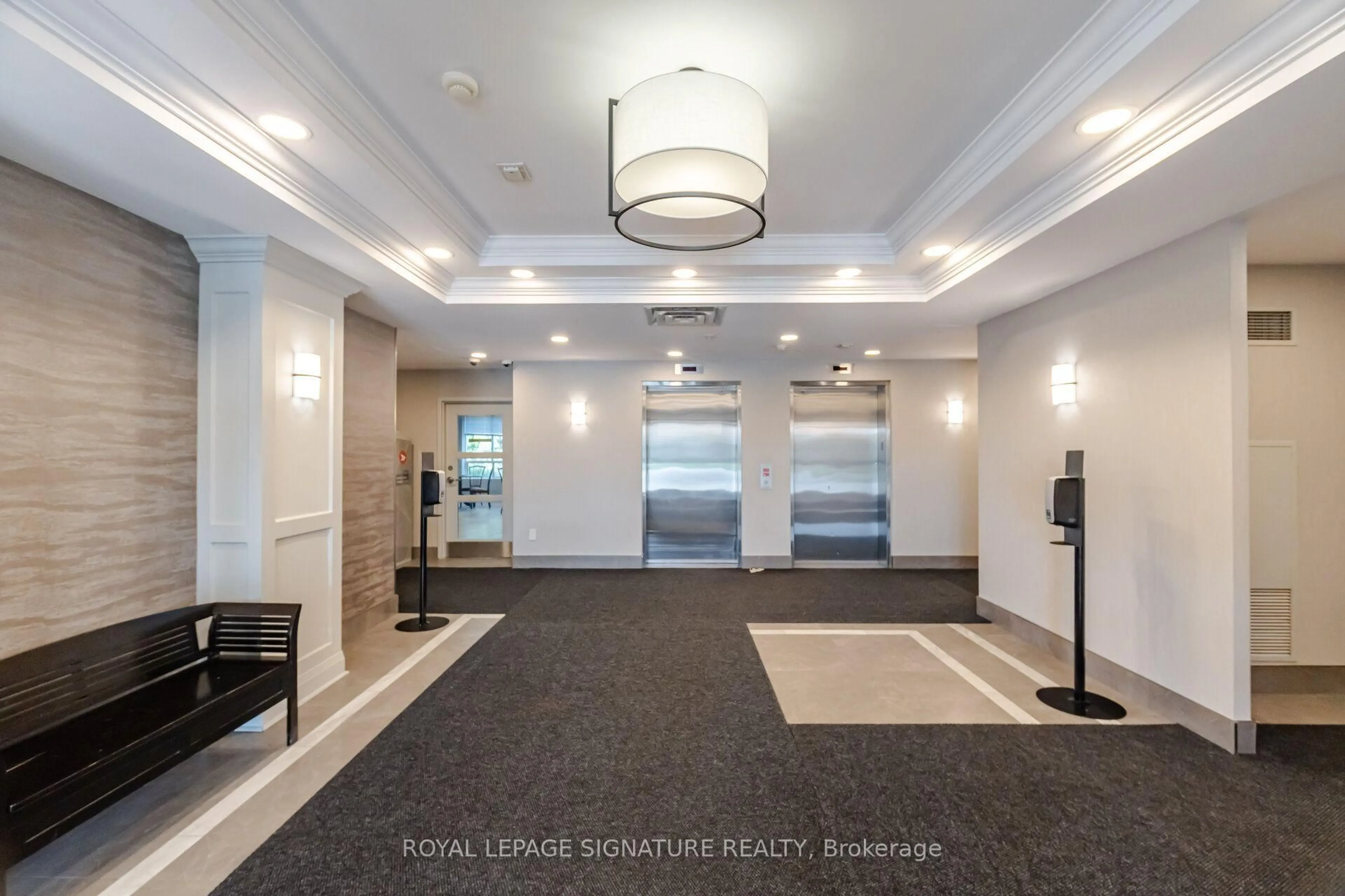 Indoor foyer for 300 Ray Lawson Blvd #313, Brampton Ontario L6Y 5H5