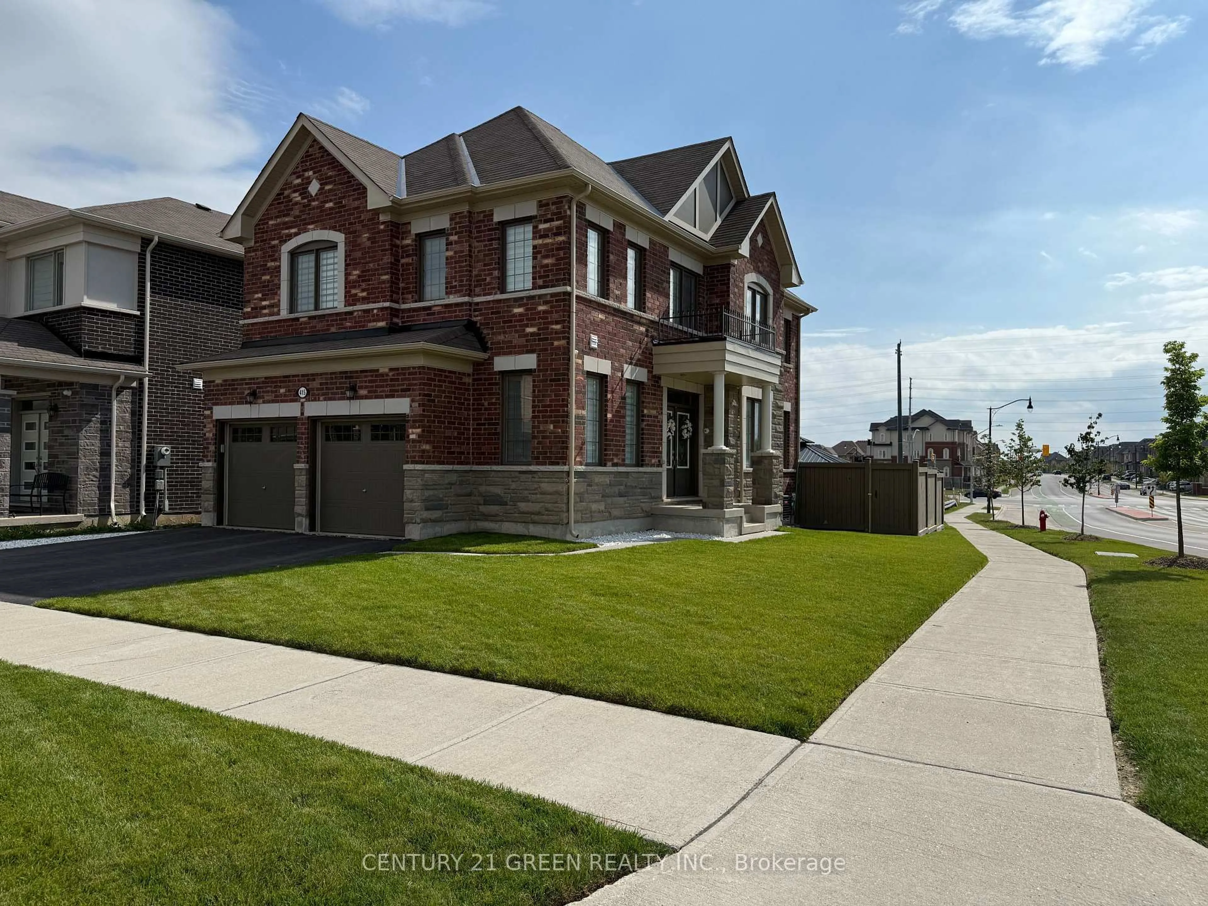 Home with brick exterior material, street for 415 Remembrance Rd, Brampton Ontario L7A 5G2