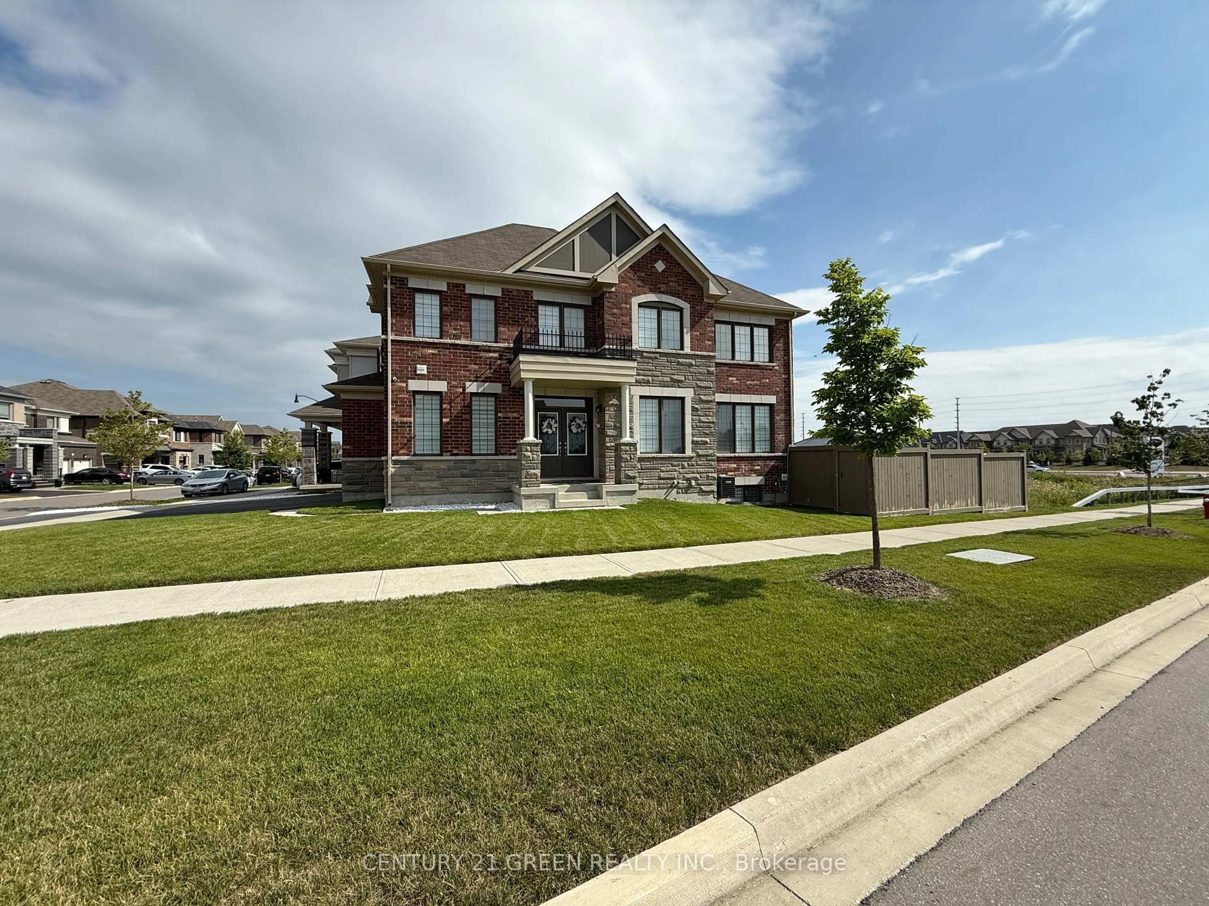 Home with brick exterior material, street for 415 Remembrance Rd, Brampton Ontario L7A 5G2