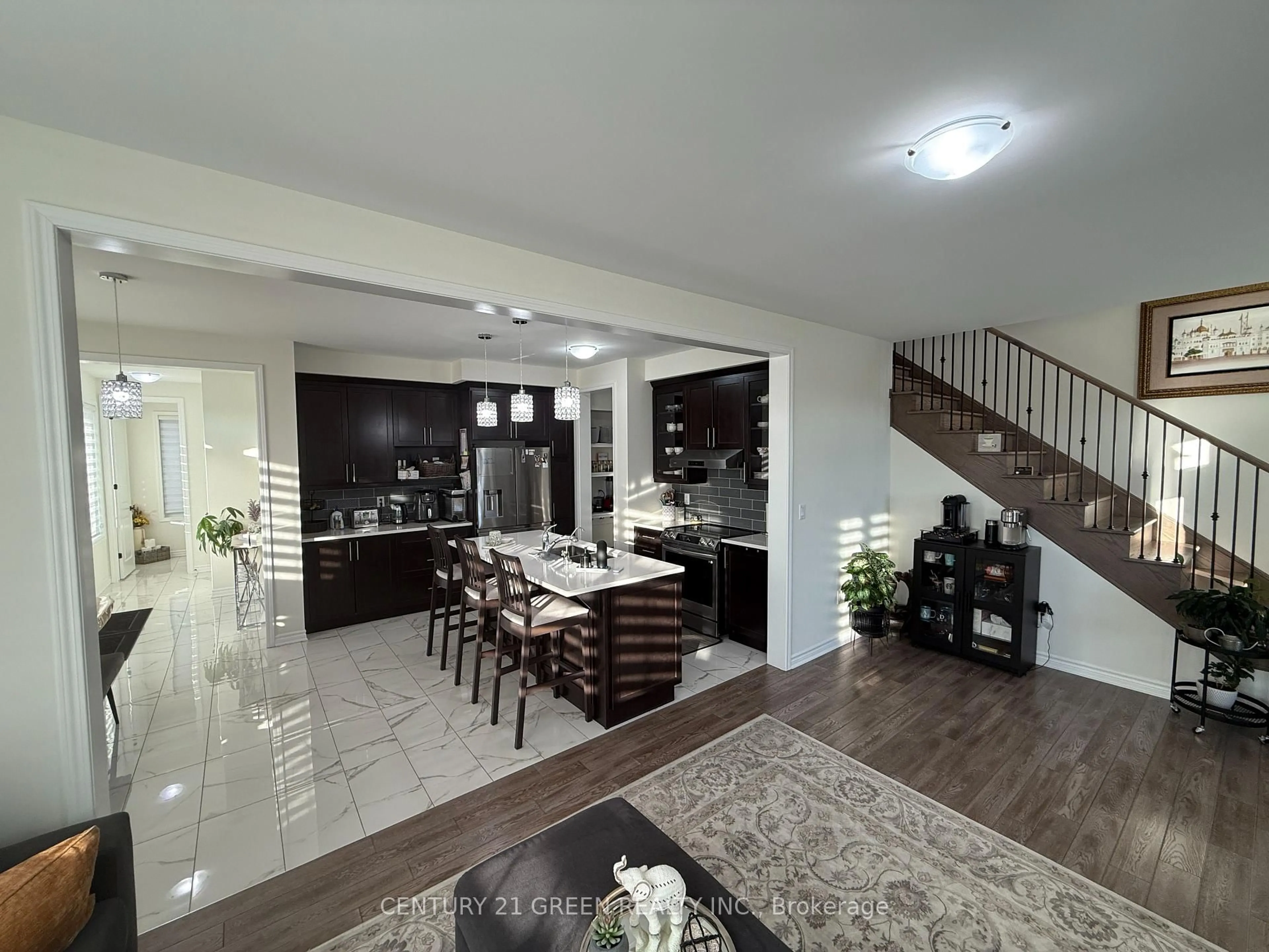 Open concept kitchen, ceramic/tile floor for 415 Remembrance Rd, Brampton Ontario L7A 5G2