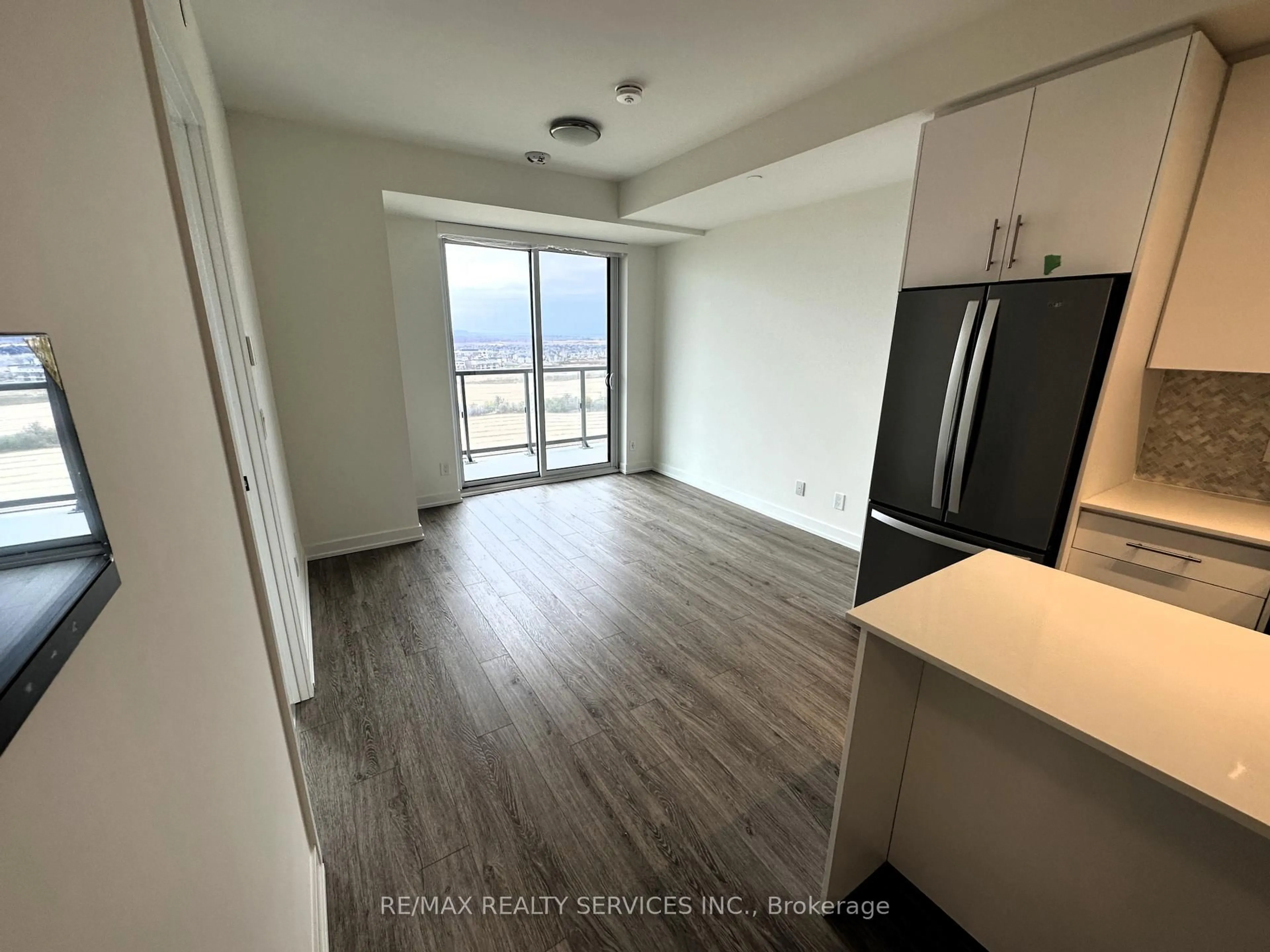 A pic of a room for 345 Wheat Boom Dr #1304, Oakville Ontario L6H 7X4