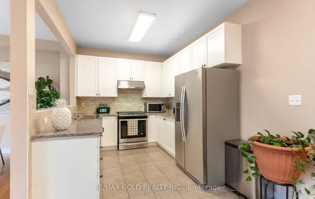 408 Bessborough Dr, Milton 5