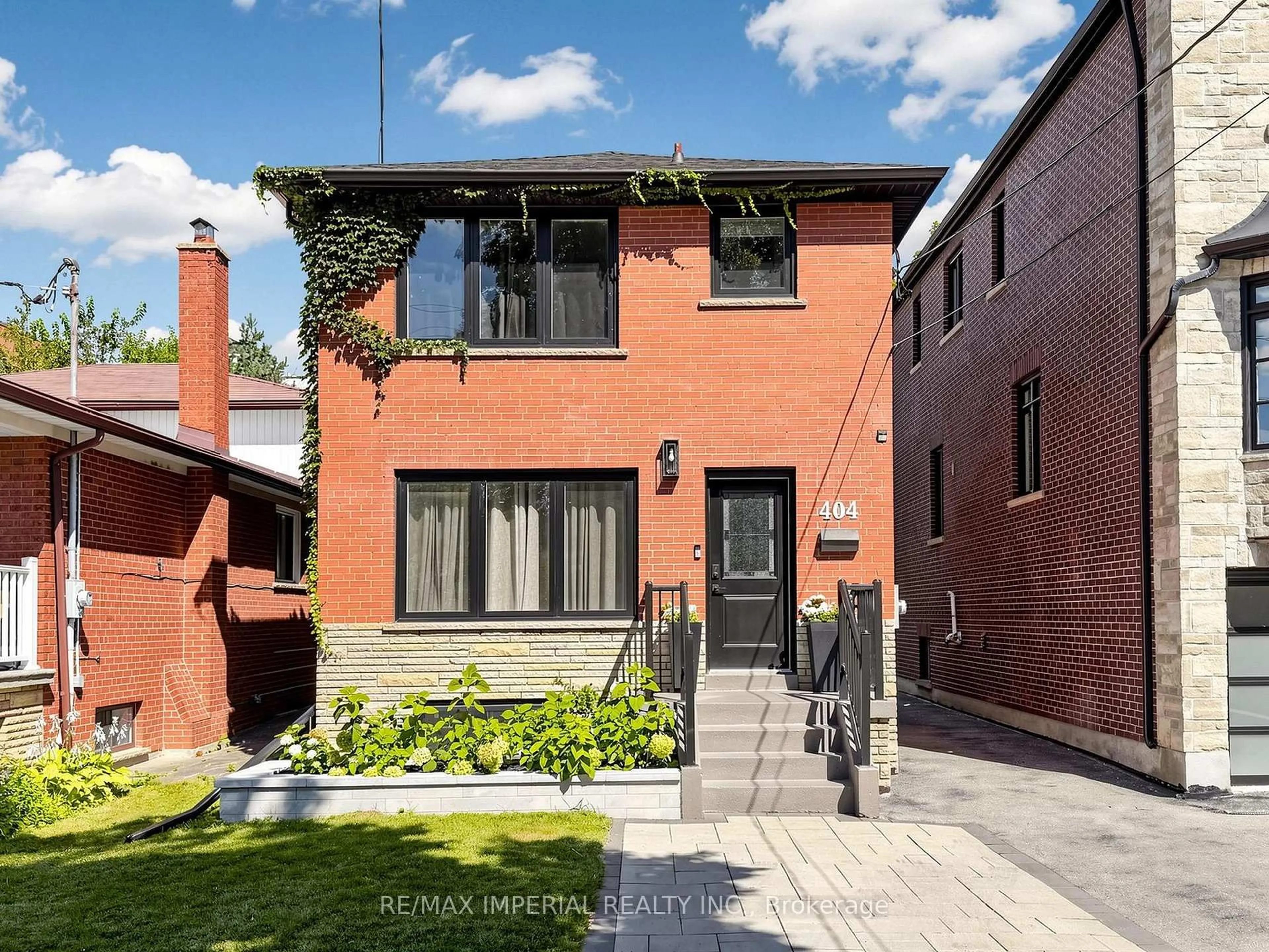 Home with brick exterior material, street for 404 Glen Park Ave, Toronto Ontario M6B 2E5