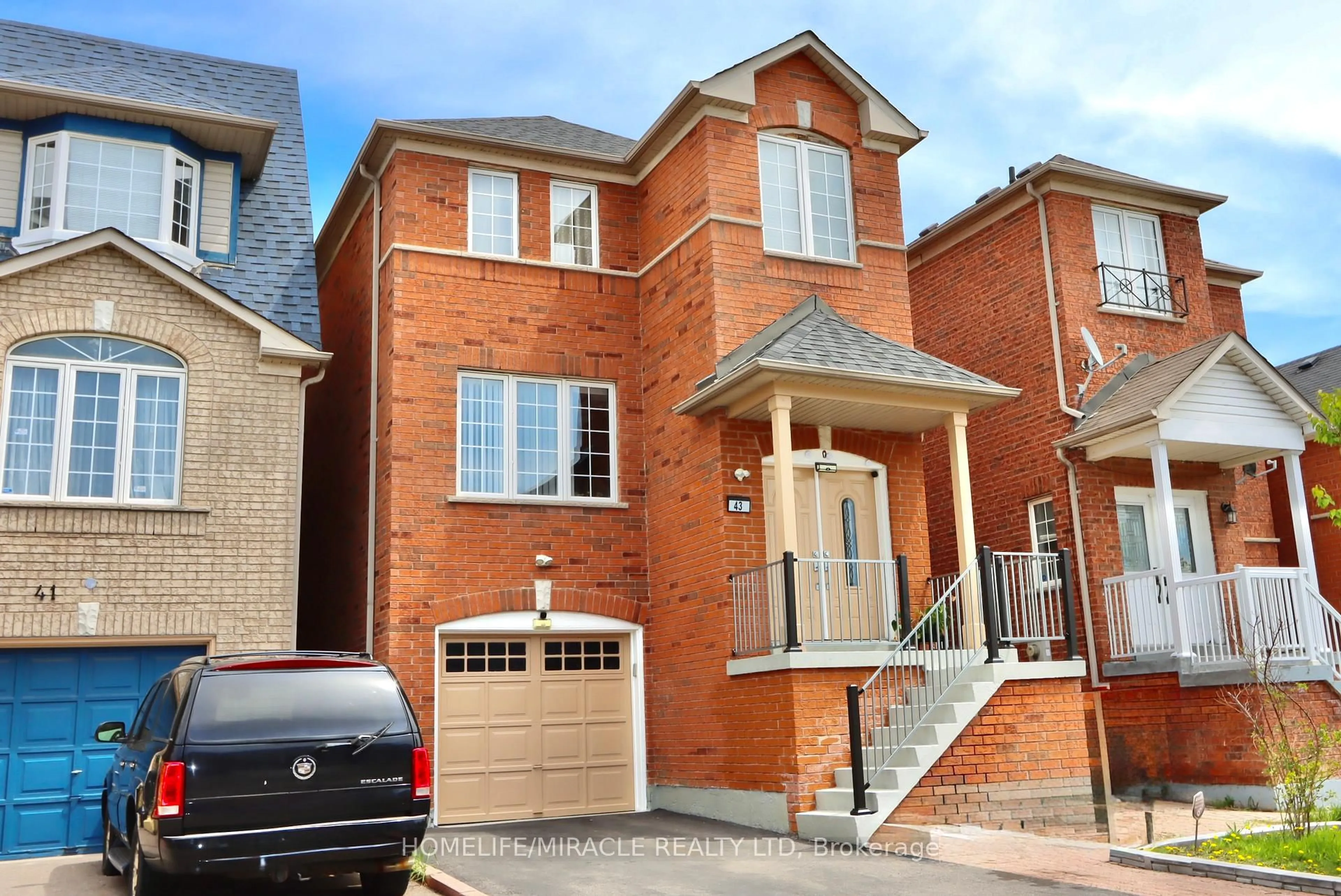 Home with brick exterior material, street for 43 Caranci Cres, Brampton Ontario L6P 1H3