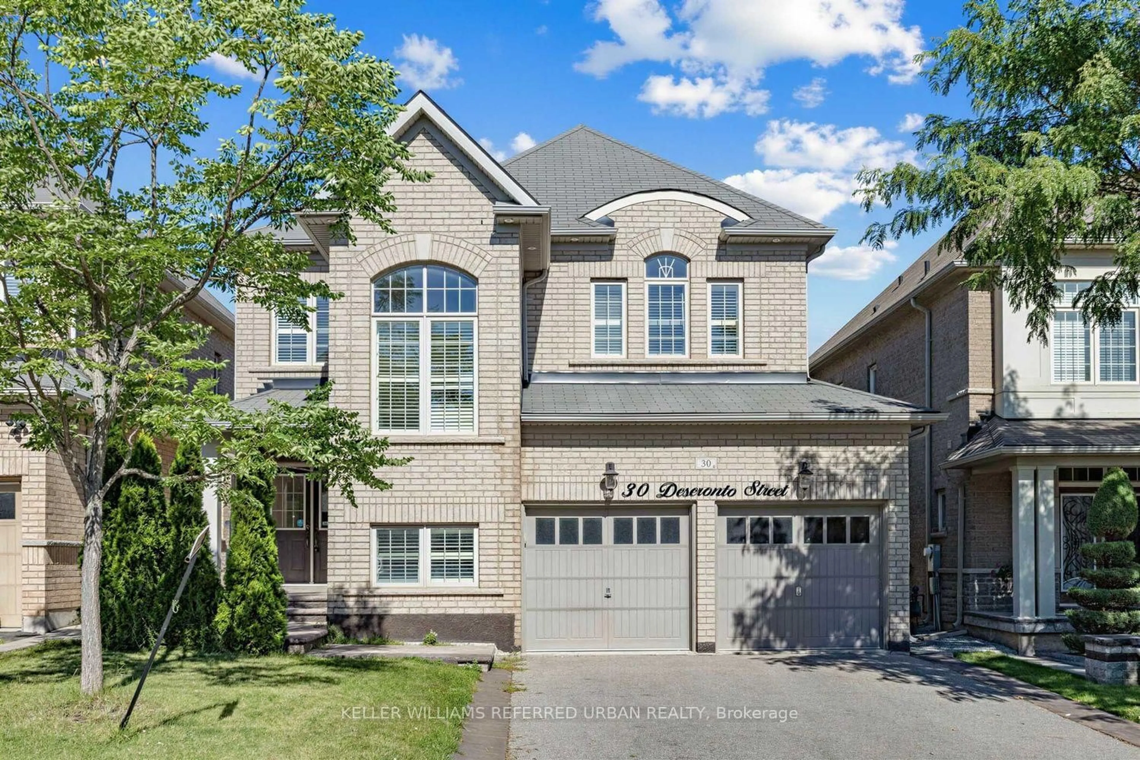Home with brick exterior material, street for 30 Deseronto St, Brampton Ontario L6X 2Z8