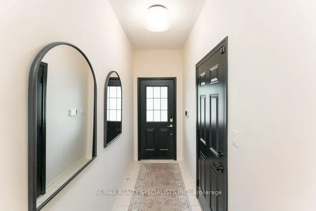 1115 Haig Blvd #3, Mississauga 2