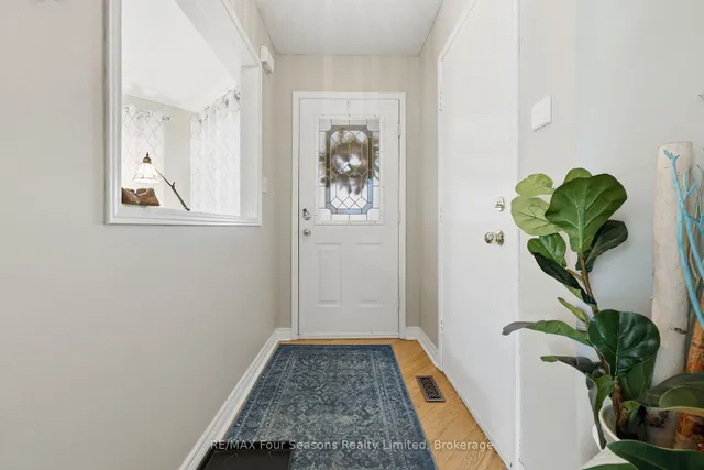 32 Faithknight Crt, Brampton 5