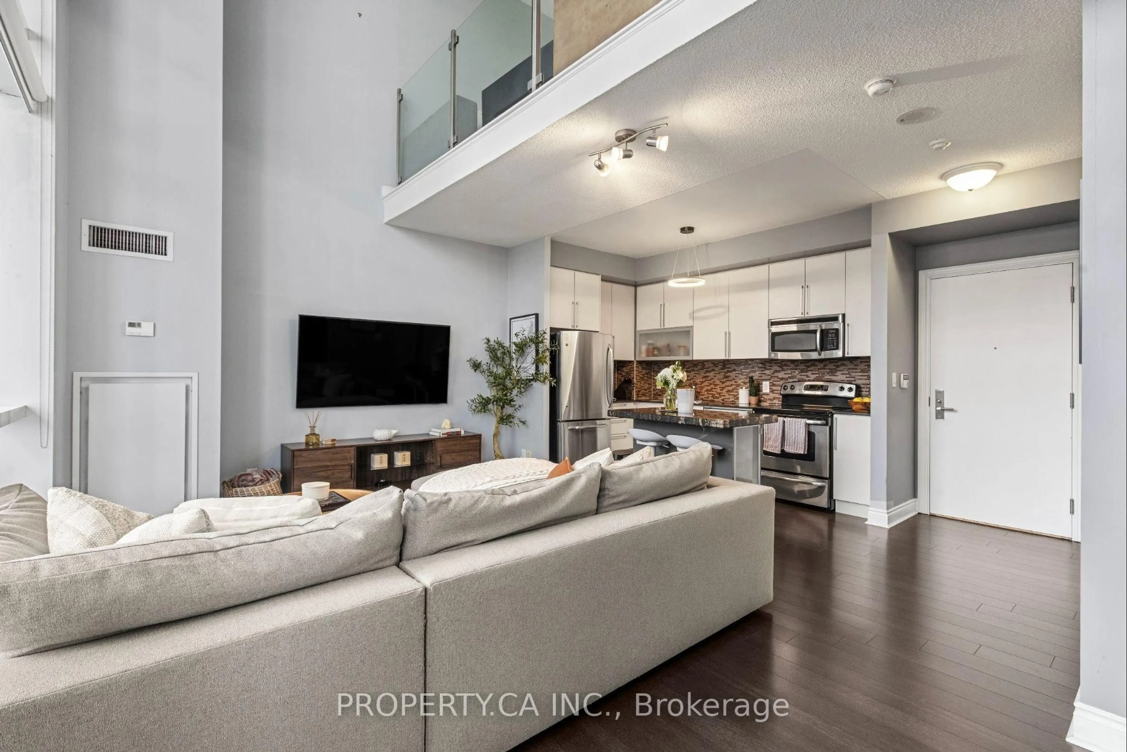 Open concept kitchen, unknown for 16 Brookers Lane #211, Toronto Ontario M8V 0A5