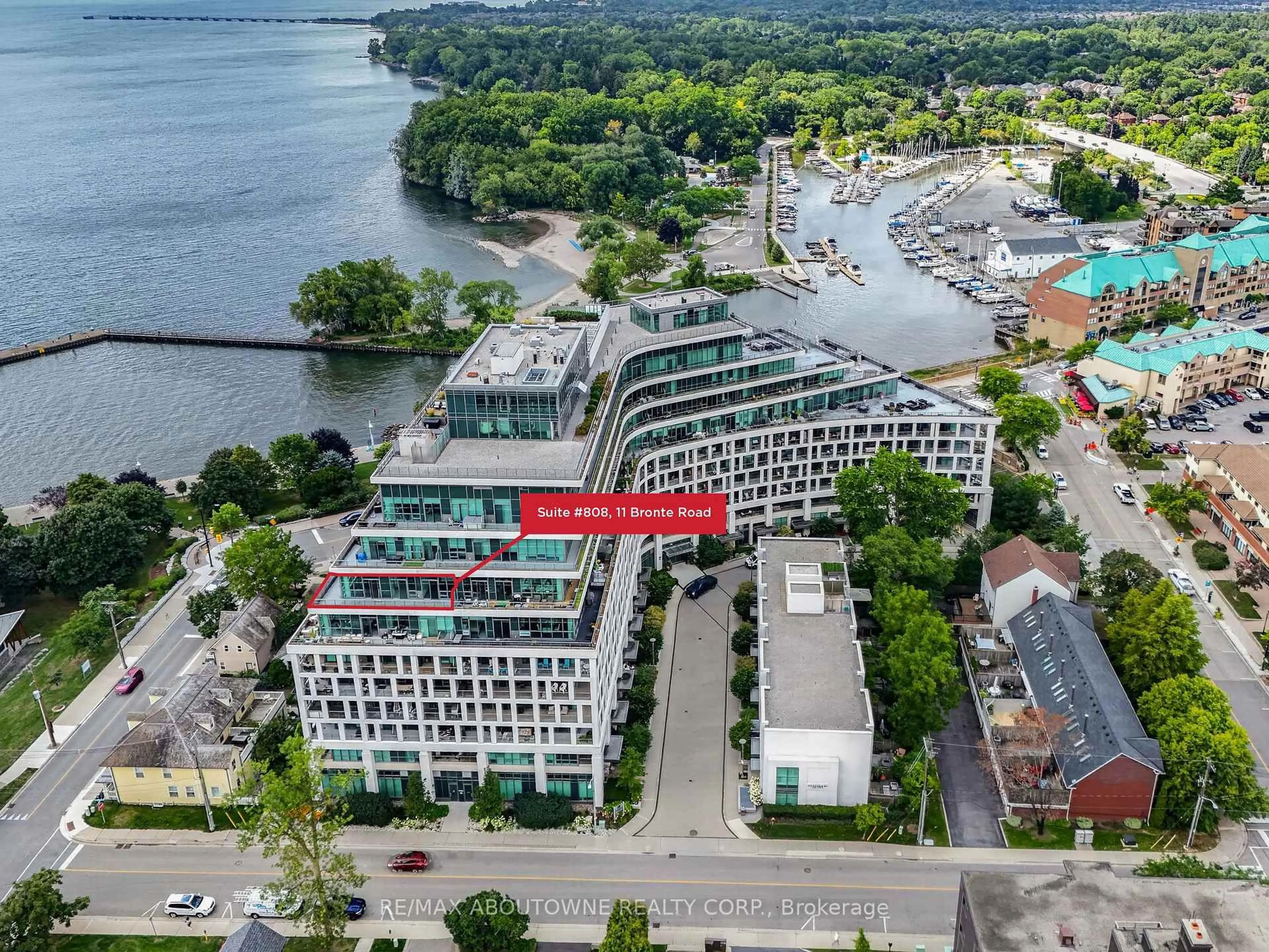 A pic from outside/outdoor area/front of a property/back of a property/a pic from drone, water/lake/river/ocean view for 11 Bronte Rd #808, Oakville Ontario L6L 5B6
