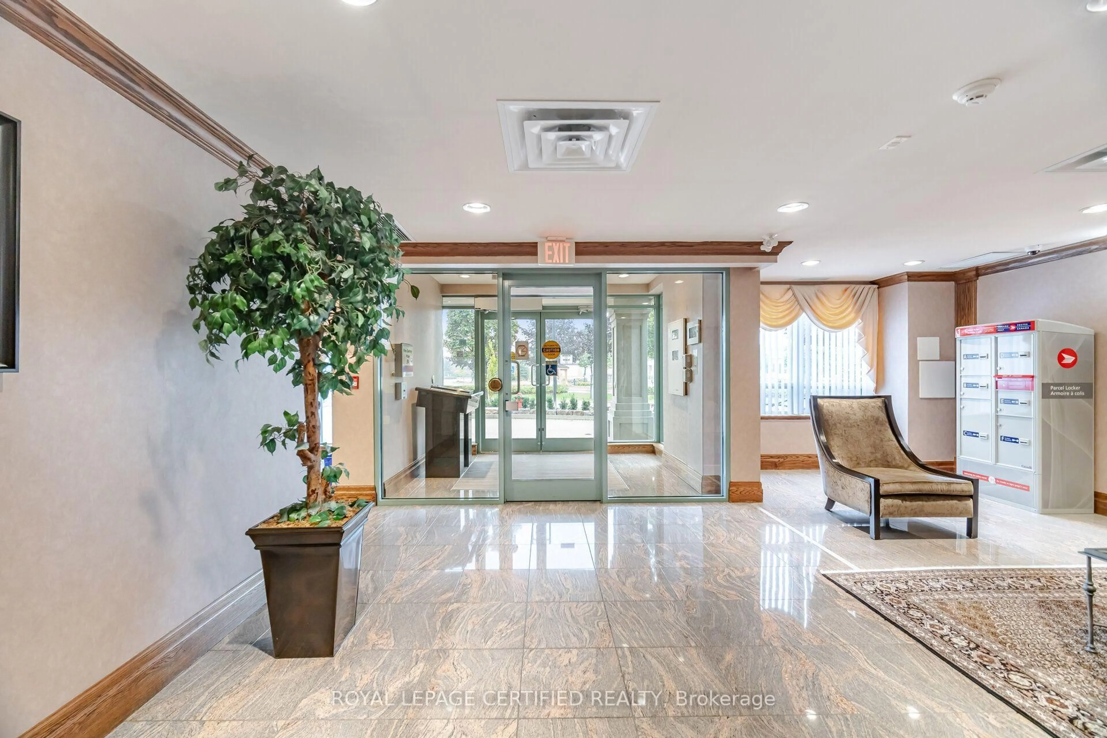 Lobby for 65 Via Rosedale #106, Brampton Ontario L6R 3N8
